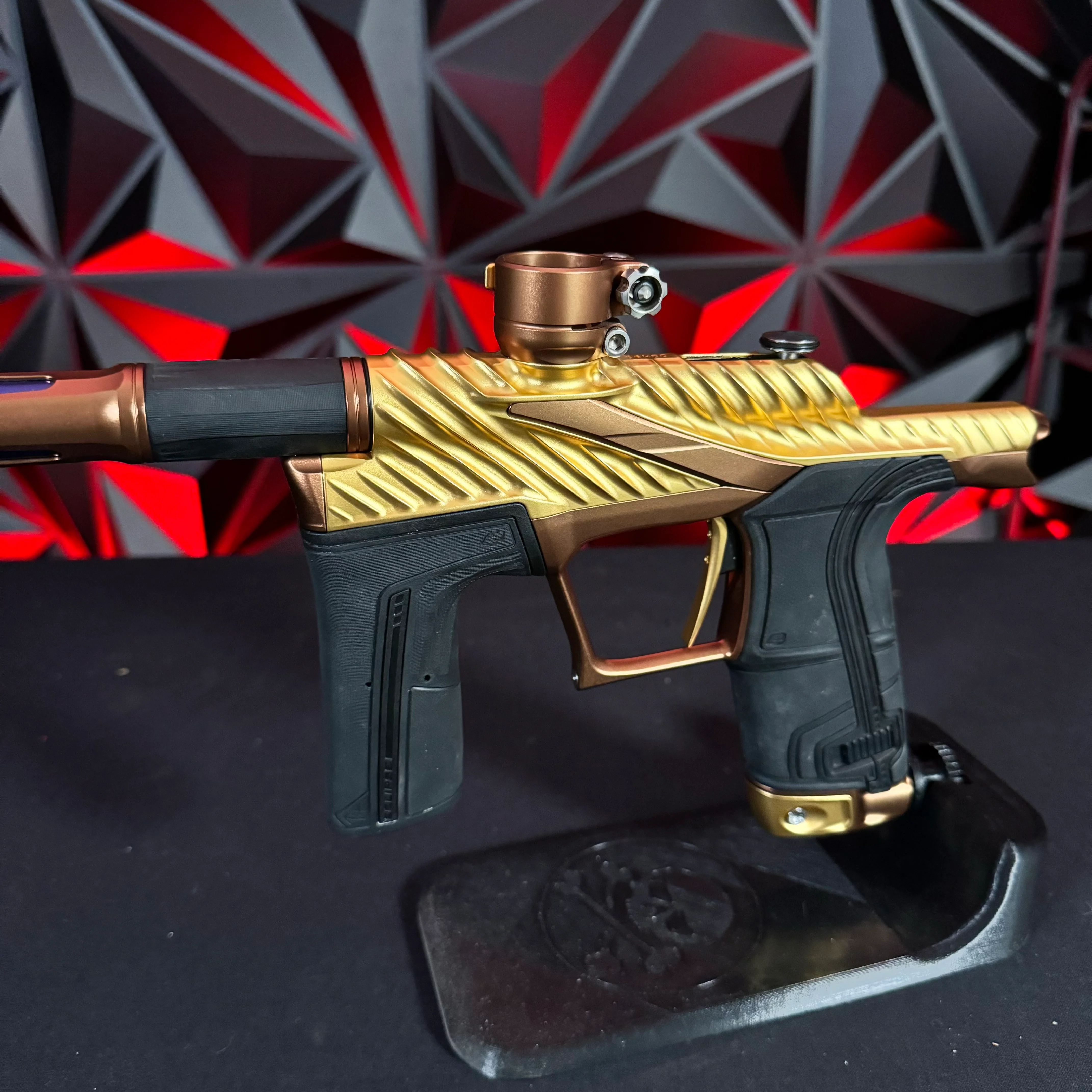 Used Planet Eclipse Twister "TSL" LV2 Paintball Gun - Gold/Bronze w/ King Creation Headband, Gold Screws, Carbon Tip - Image 5