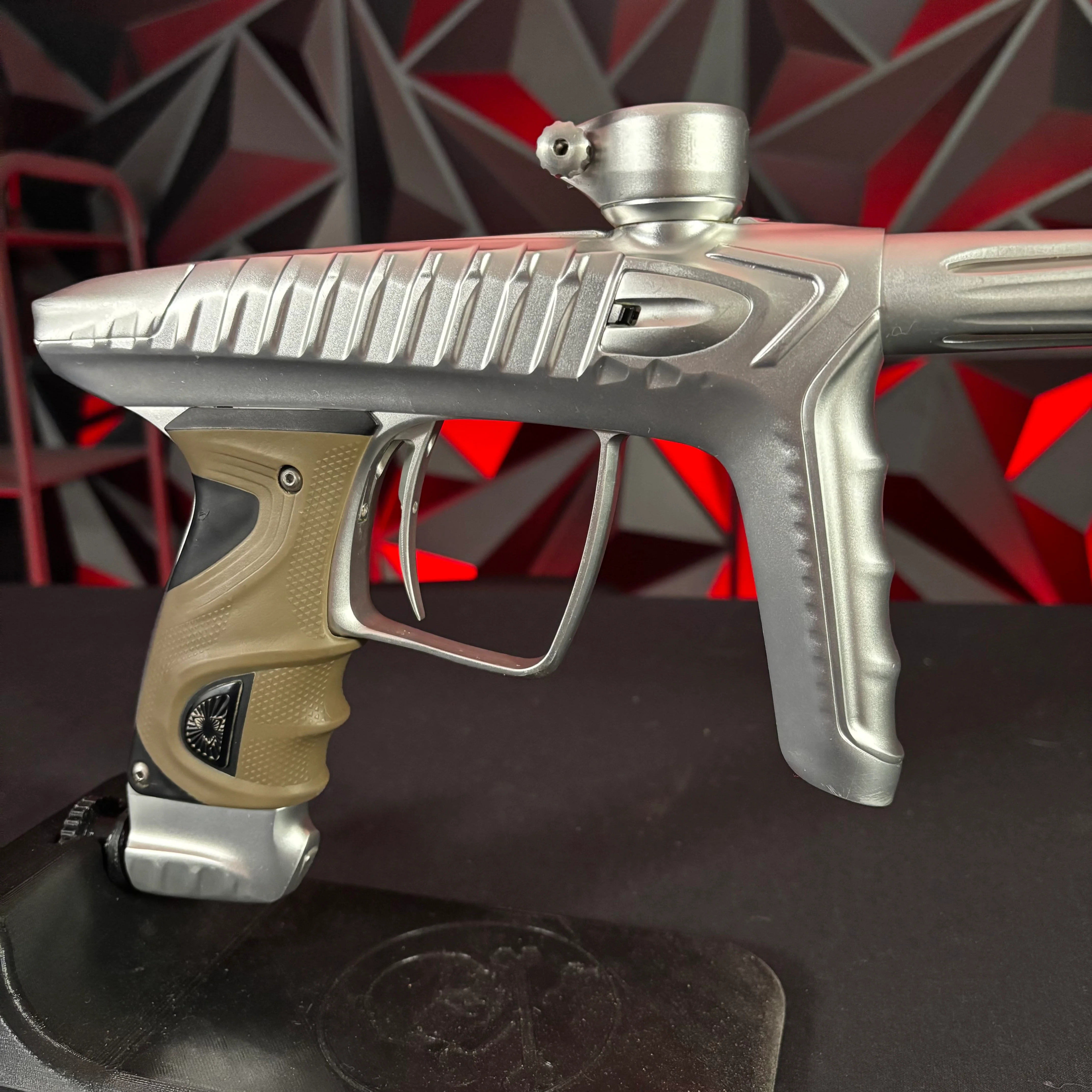 Used DLX Project TM40 Paintball Gun - Dust Silver - Image 3