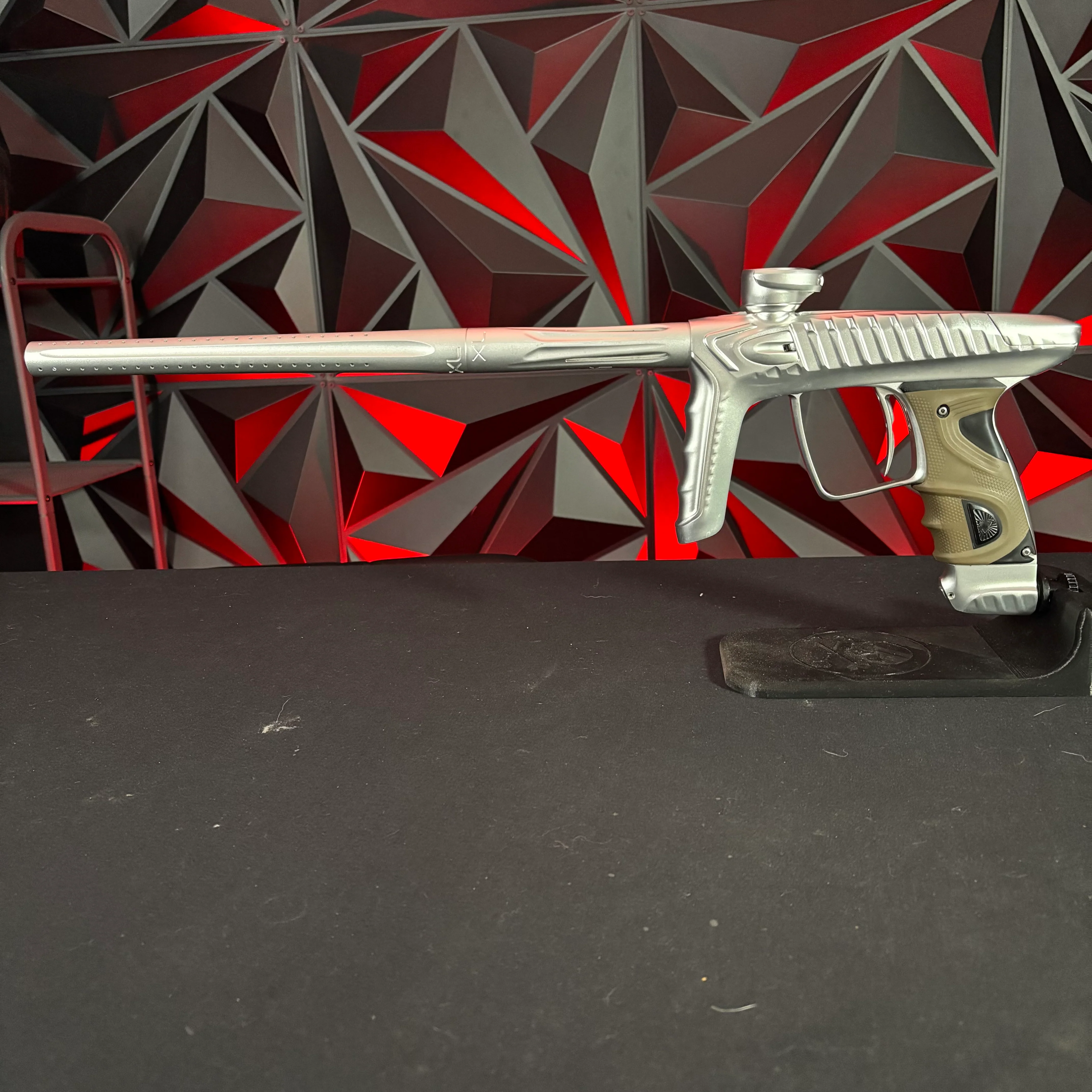 Used DLX Project TM40 Paintball Gun - Dust Silver - Image 7