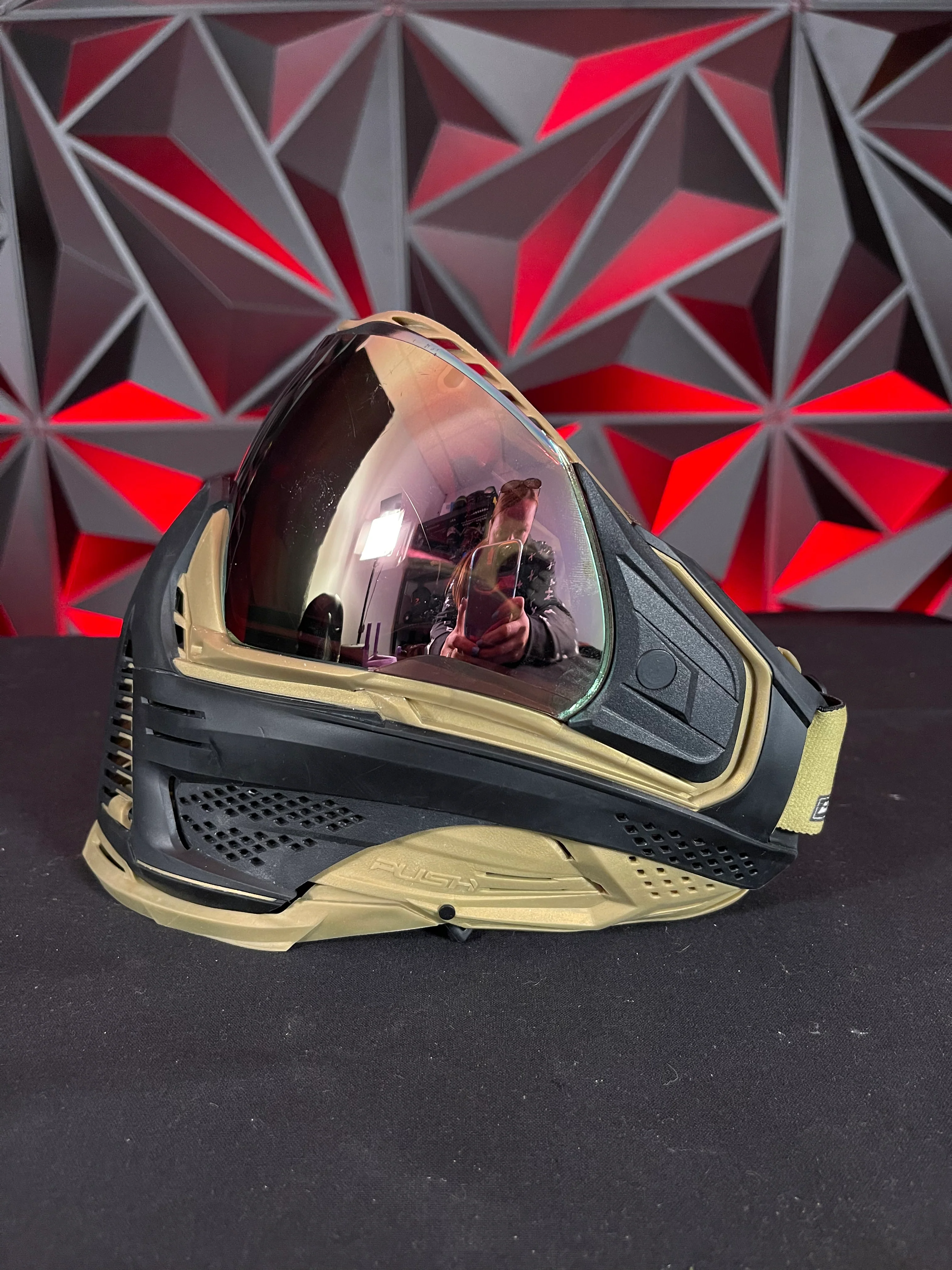 Used Push Unite Paintball Mask - Black/Gold w/Carbon Hard Case - Image 4
