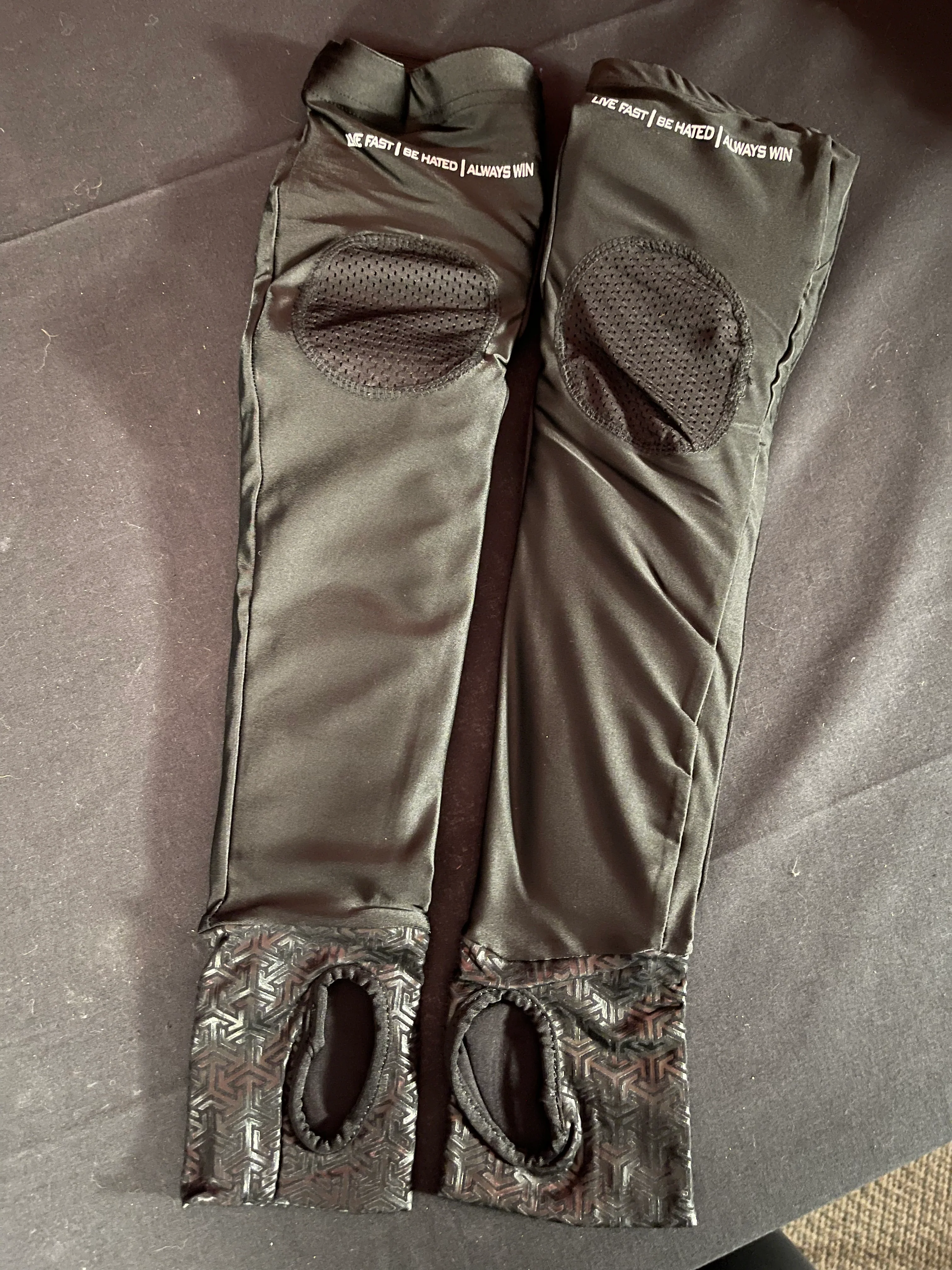 Used Ruthless Elbow Pads - Small - Image 2