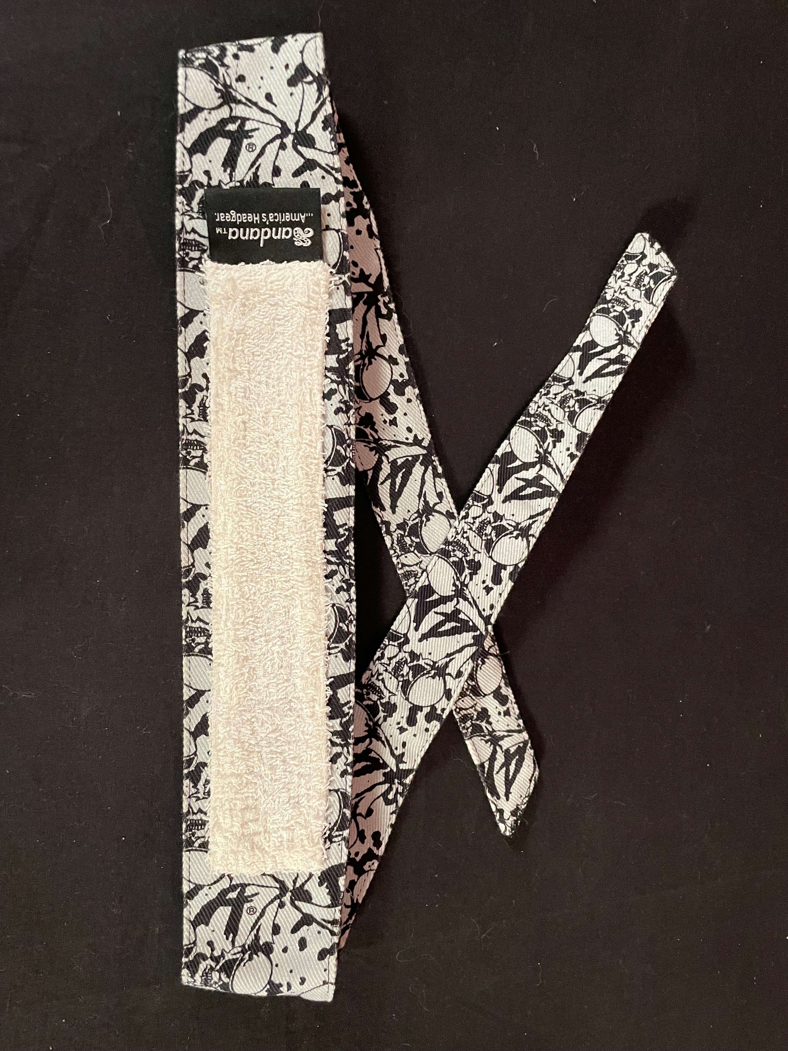 Used Sandana "Flying Skulls" Headband - Light Grey/Black - Image 2