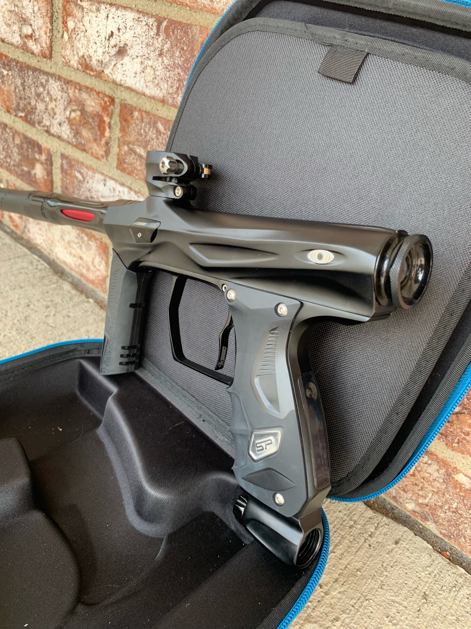 Used Shocker Amp Paintball Gun - Black - Image 3