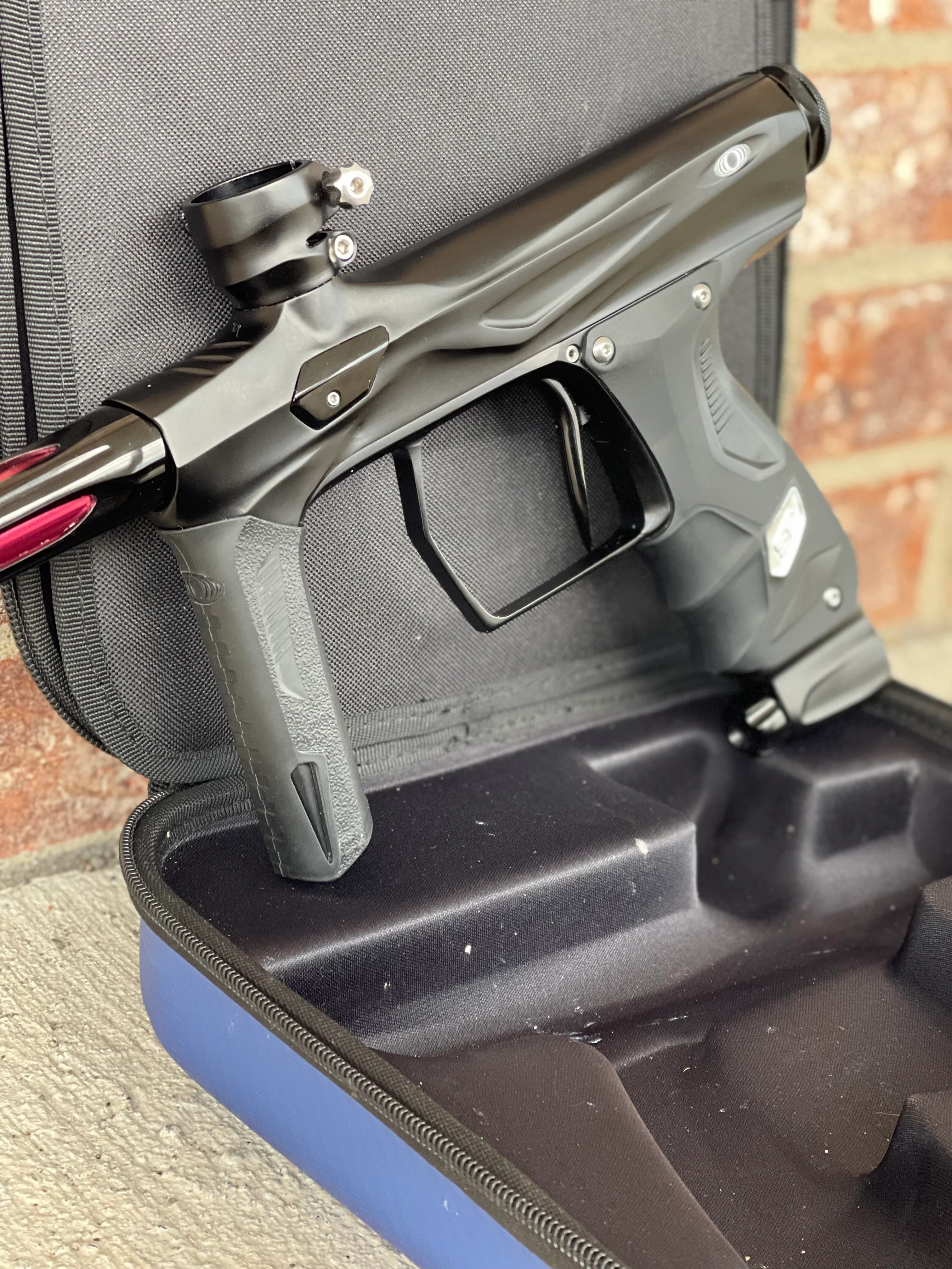 Used Shocker Amp Paintball Gun - Black - Image 4