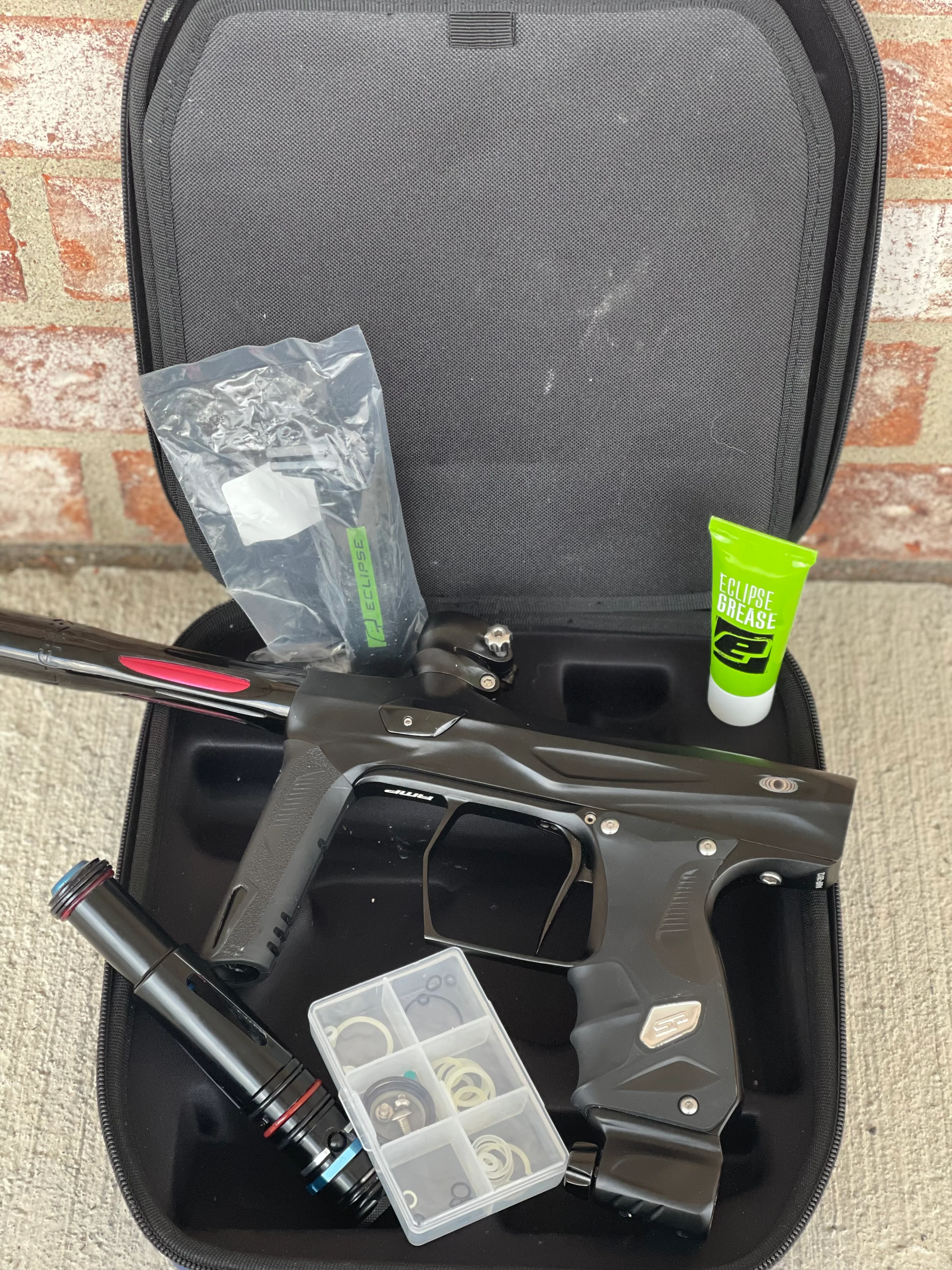 Used Shocker Amp Paintball Gun - Black - Image 7