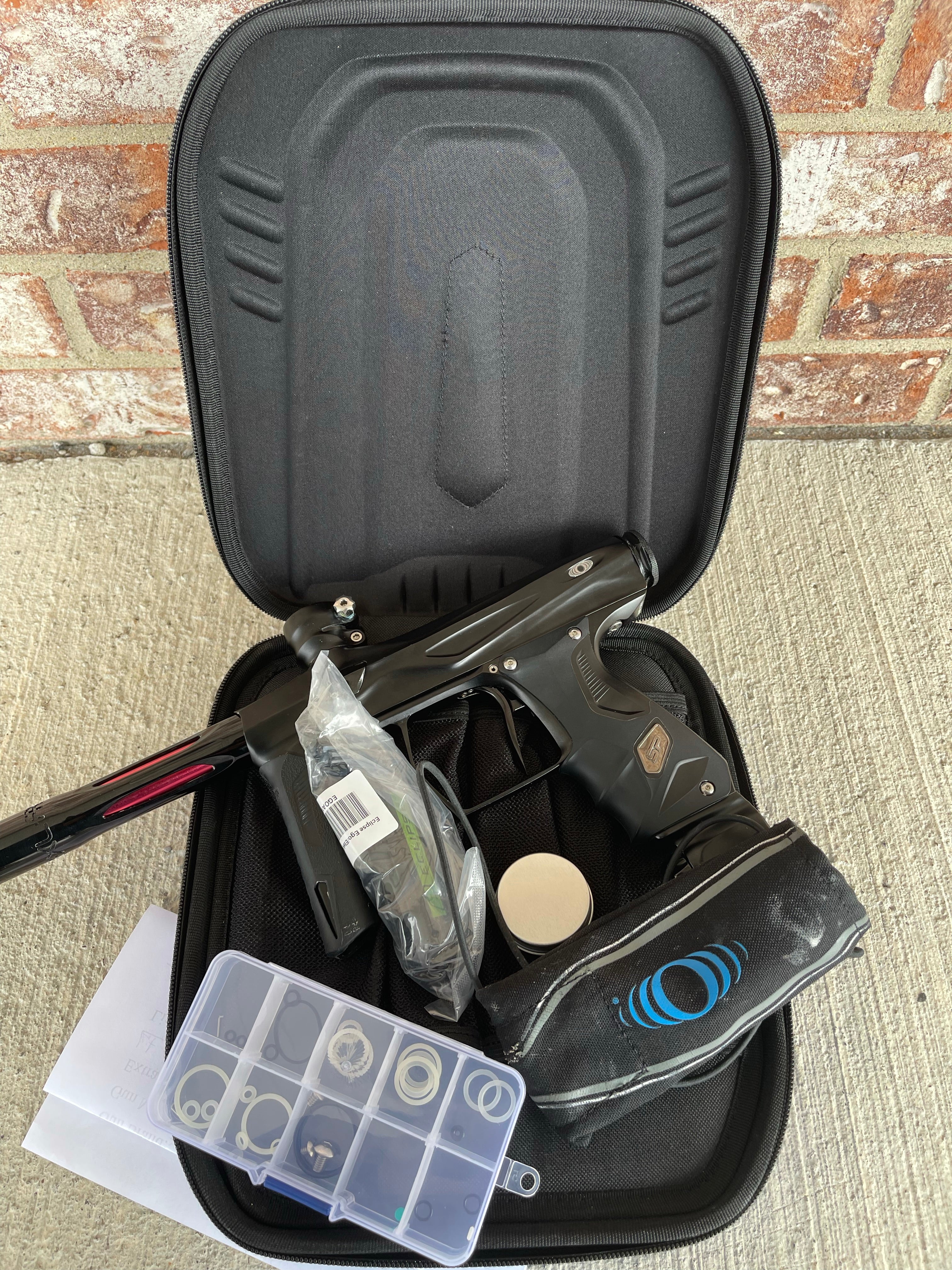 Used Shocker Amp Paintball Gun - Black - Image 5