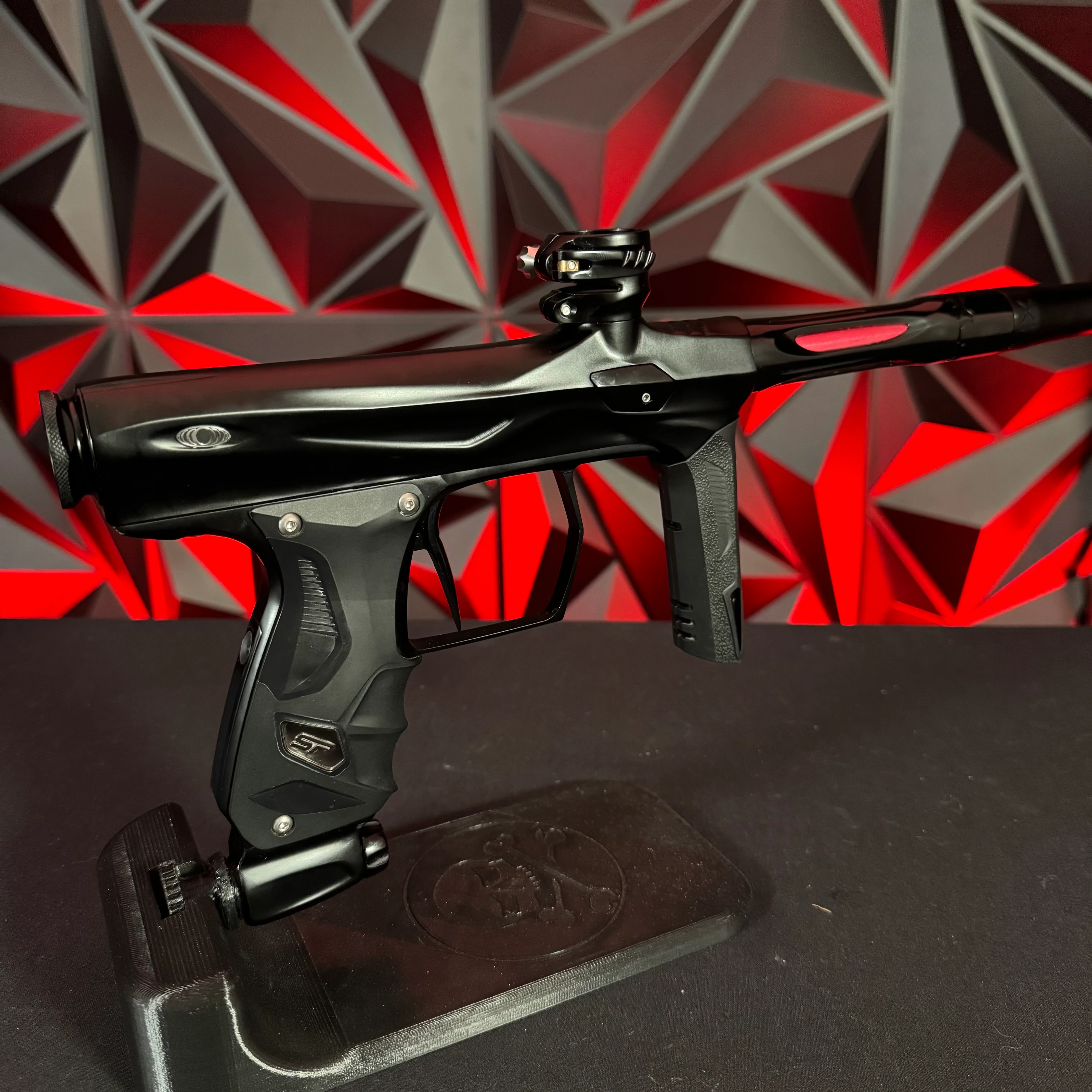 Used Shocker Amp Paintball Gun - Black - Image 2