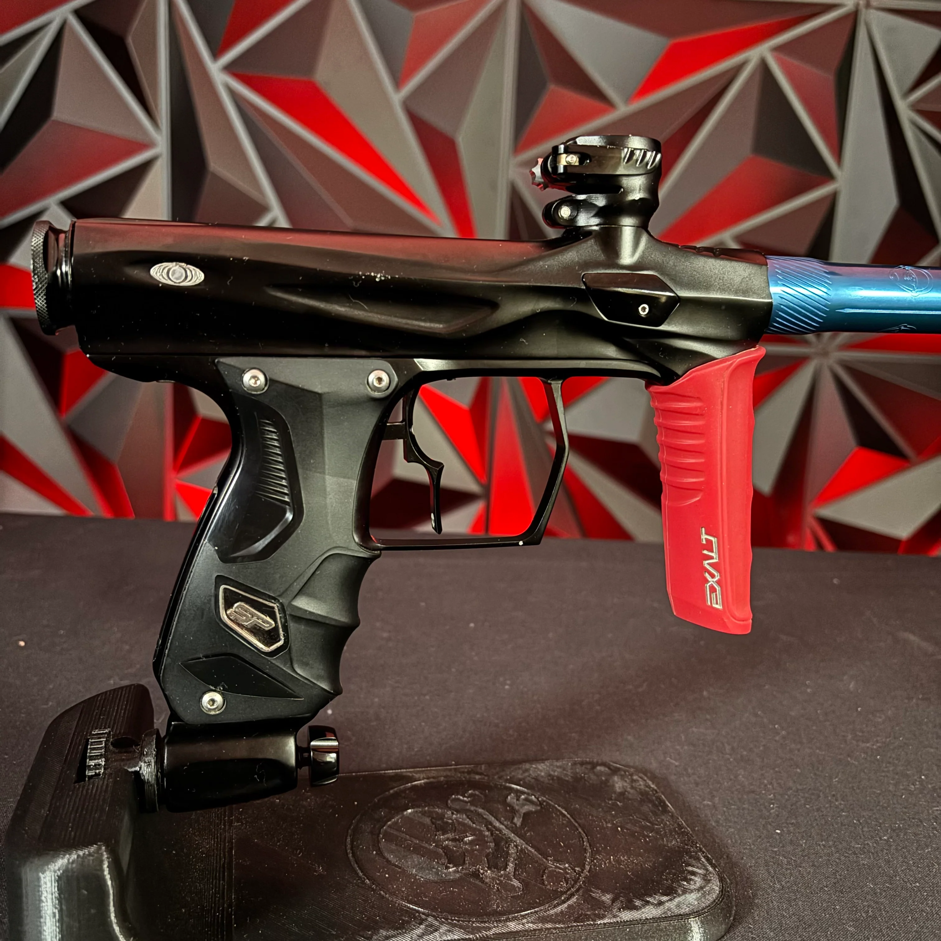 Used Shocker Amp Paintball Gun - Black w/Infamous Deuce Trigger - Image 2
