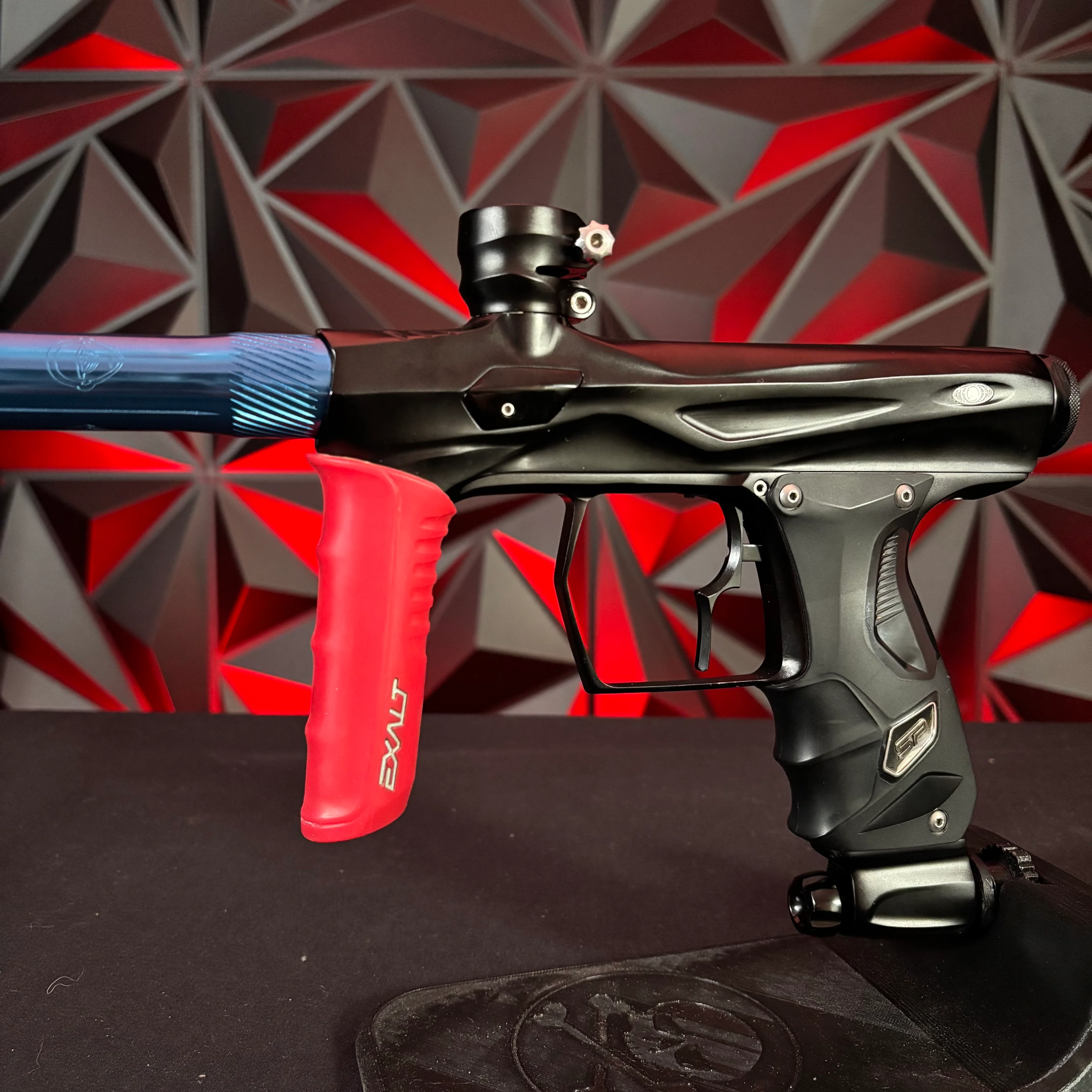 Used Shocker Amp Paintball Gun - Black w/Infamous Deuce Trigger - Image 5
