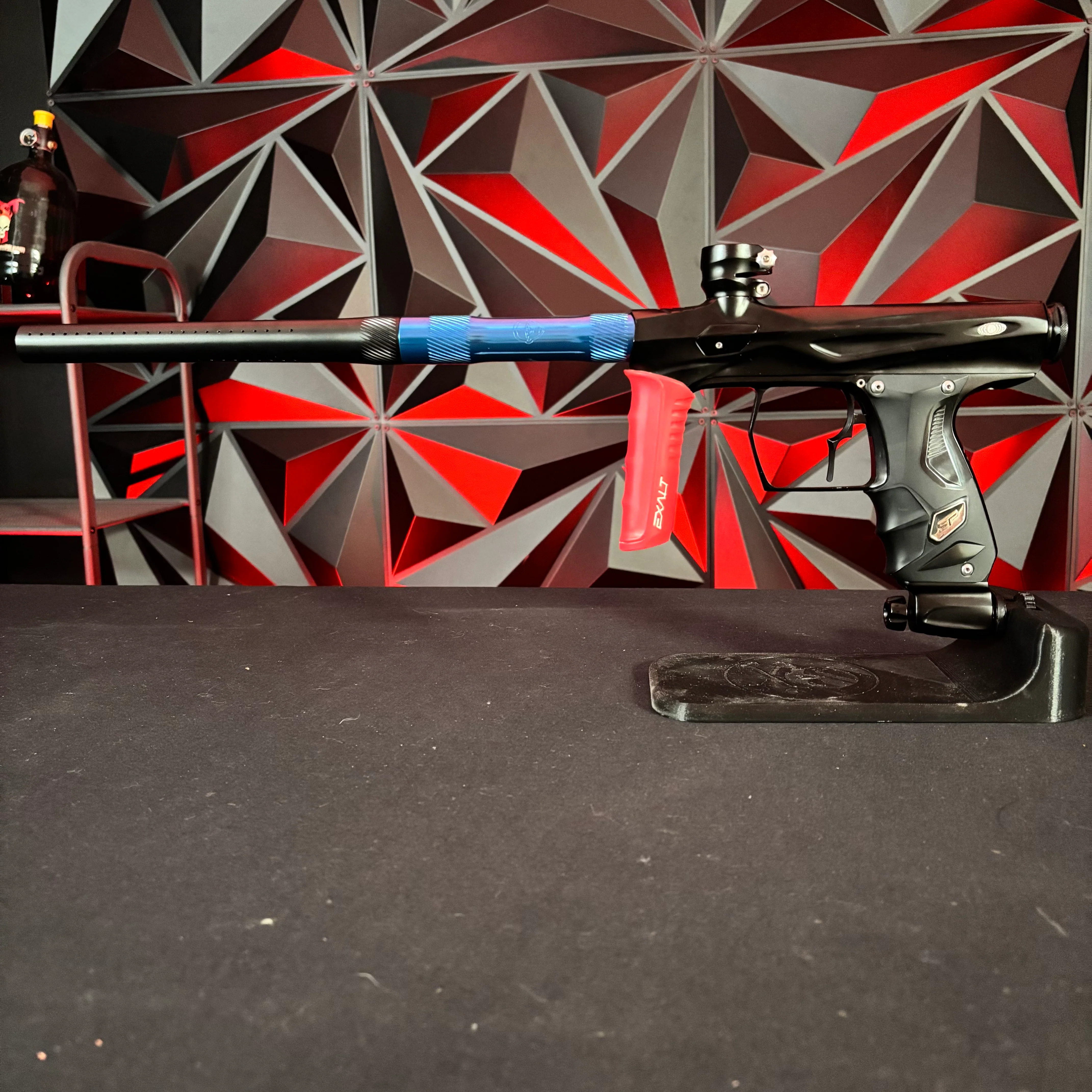 Used Shocker Amp Paintball Gun - Black w/Infamous Deuce Trigger - Image 7