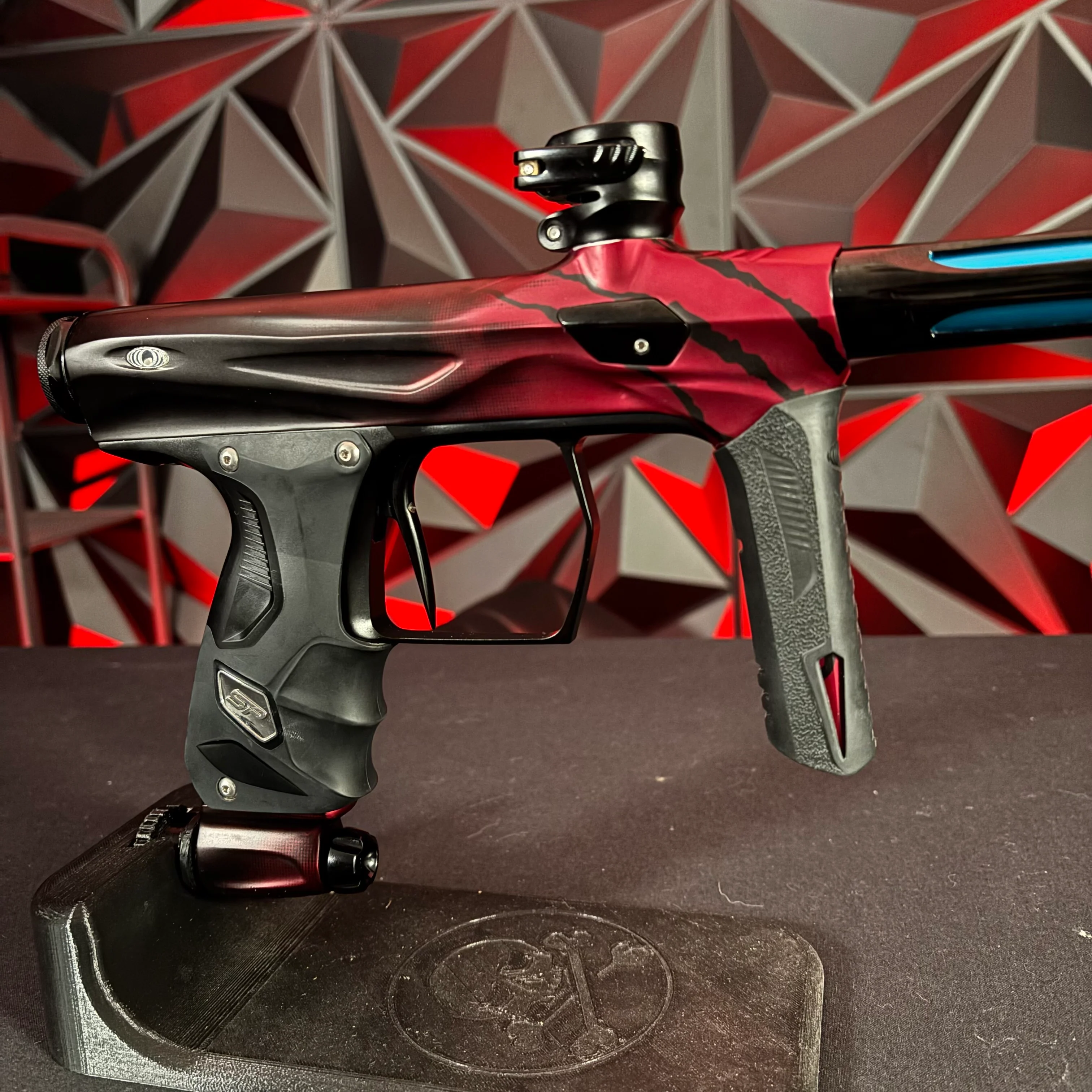 Used Shocker Amp Paintball Gun - Predator - Image 4