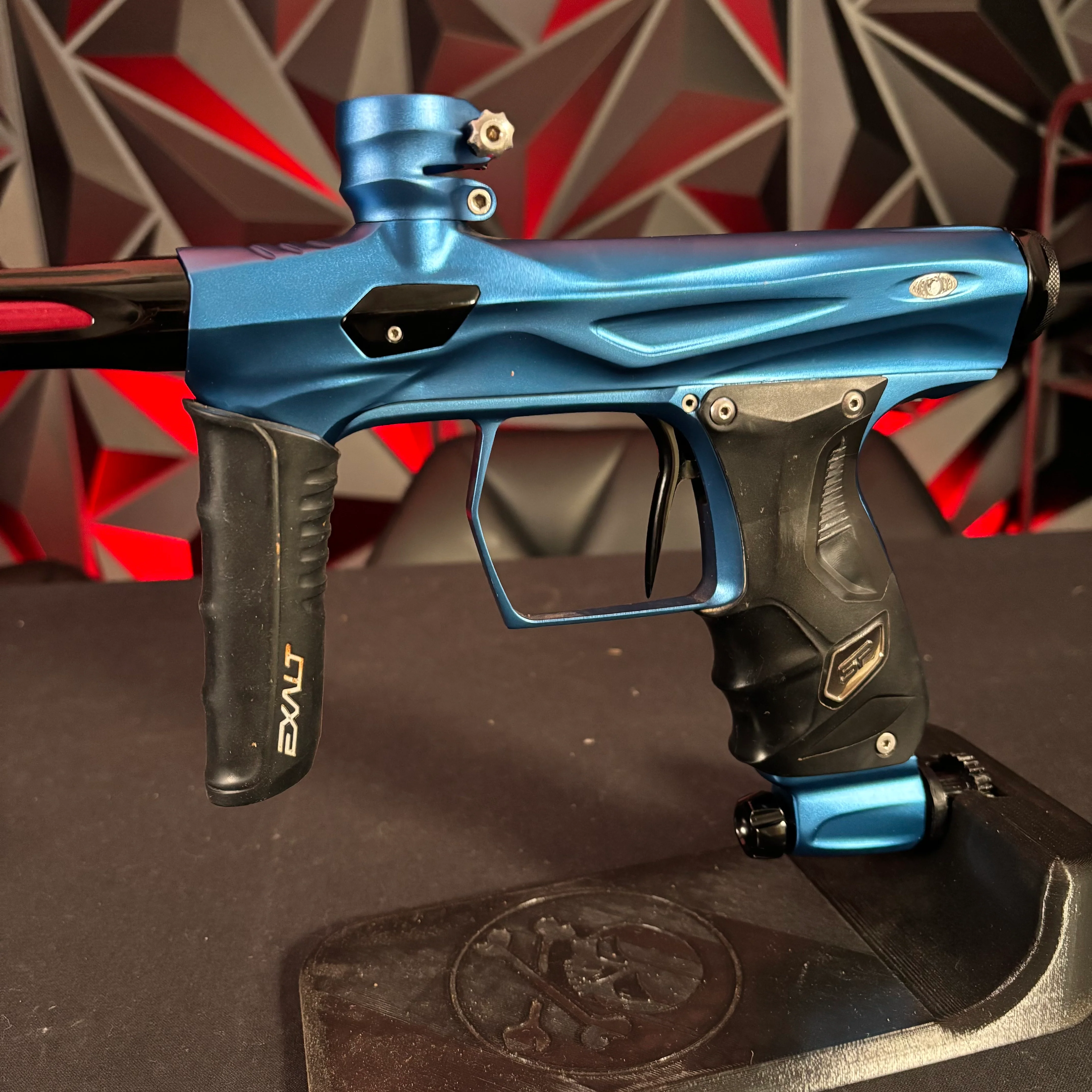 Used Shocker Amp Paintball Gun - Blue - Image 5