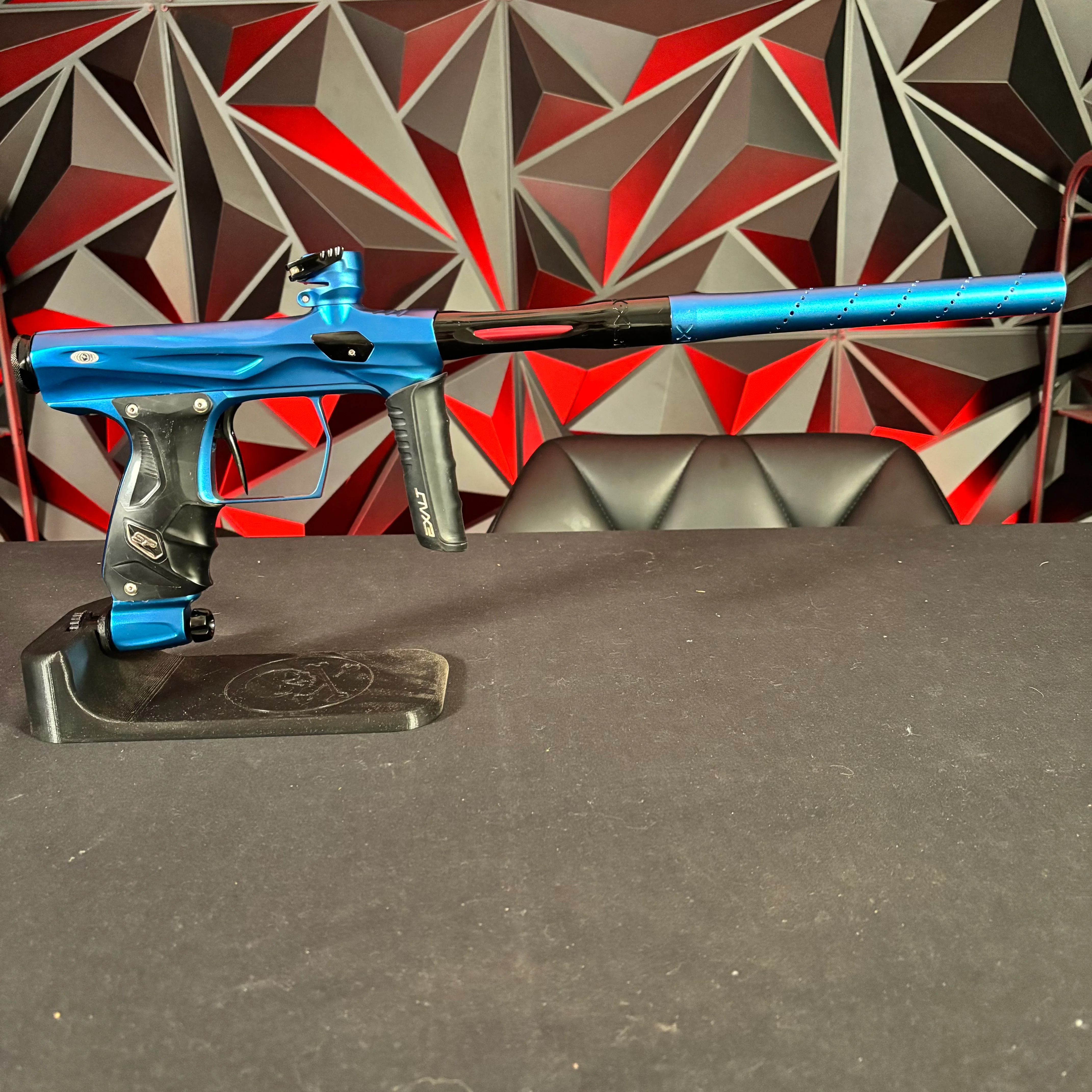Used Shocker Amp Paintball Gun - Blue - Image 6