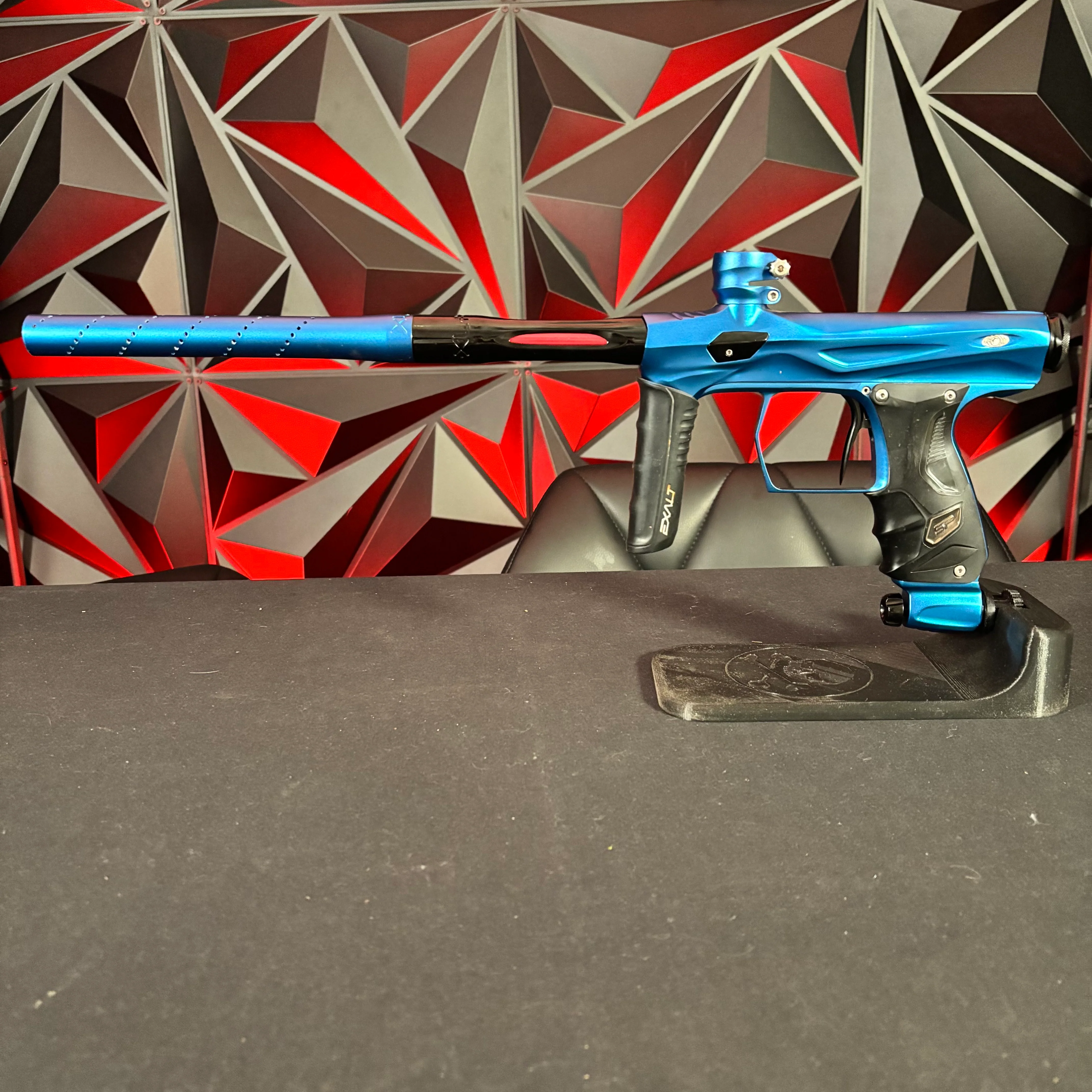 Used Shocker Amp Paintball Gun - Blue - Image 7
