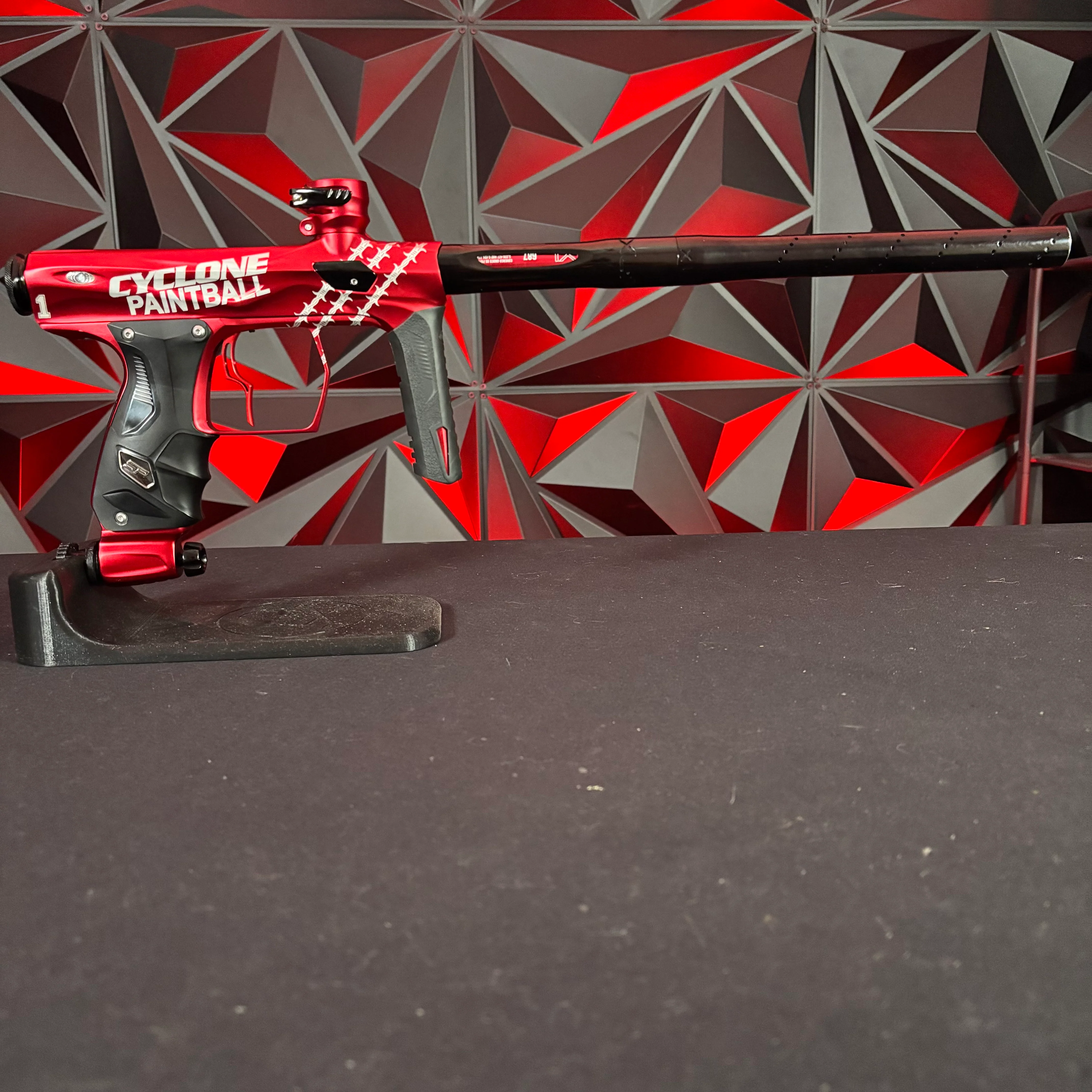 Used Shocker Amp Paintball Gun - Cyclone (Red/White) - Image 7