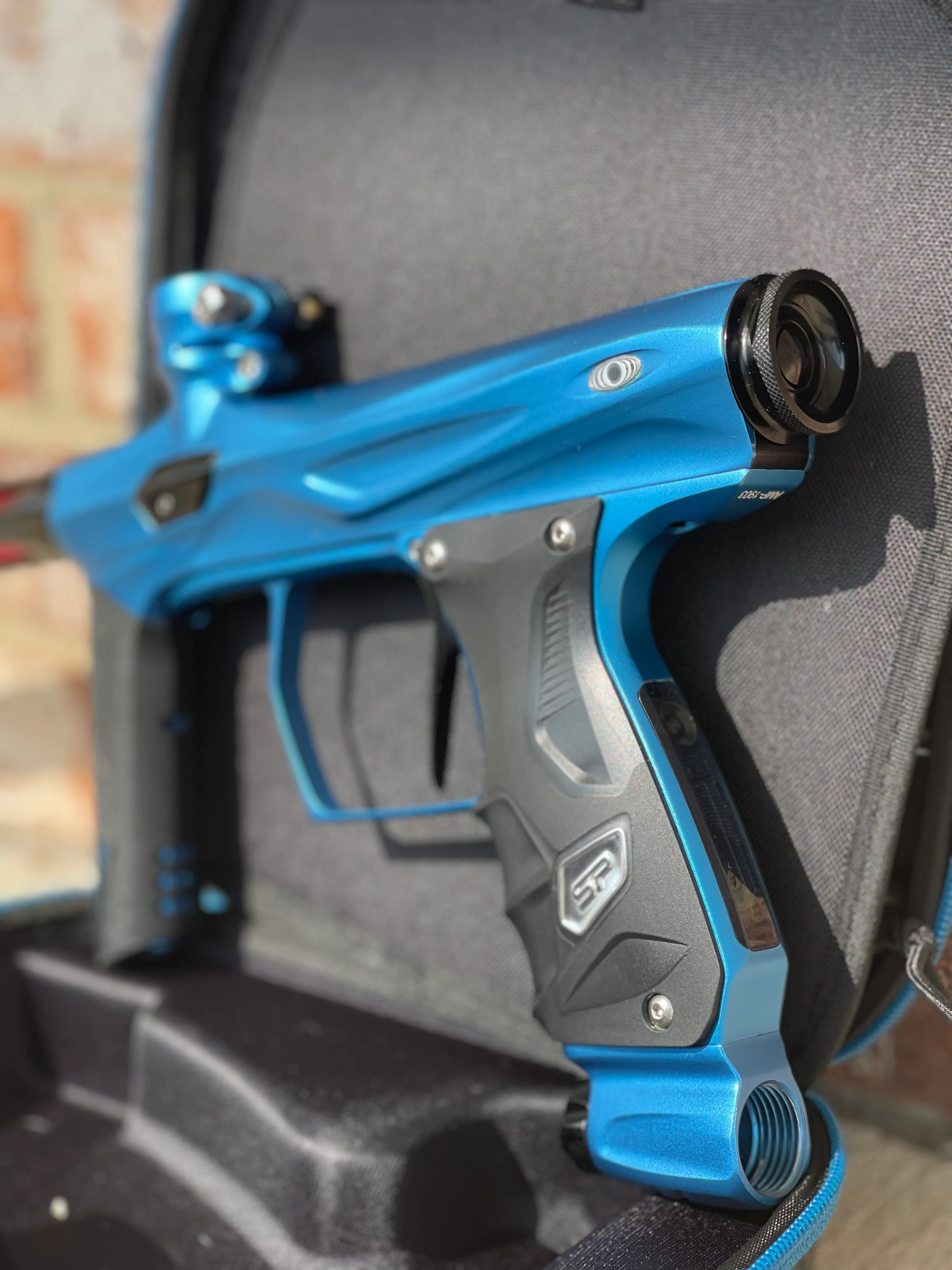 Used Shocker Amp Paintball Gun - Dust Blue - Image 3