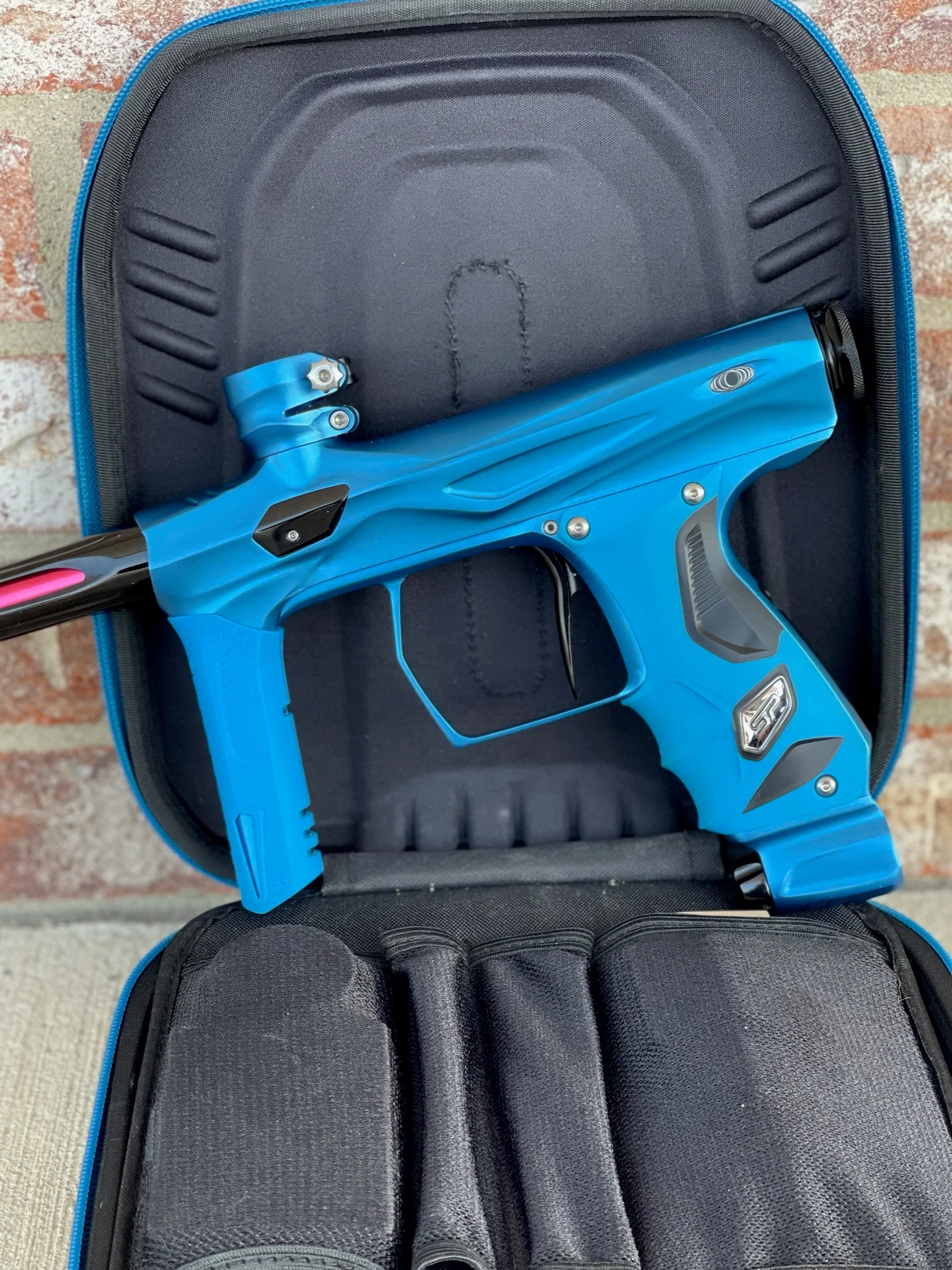 Used Shocker Amp Paintball Gun - Dust Blue - Image 4