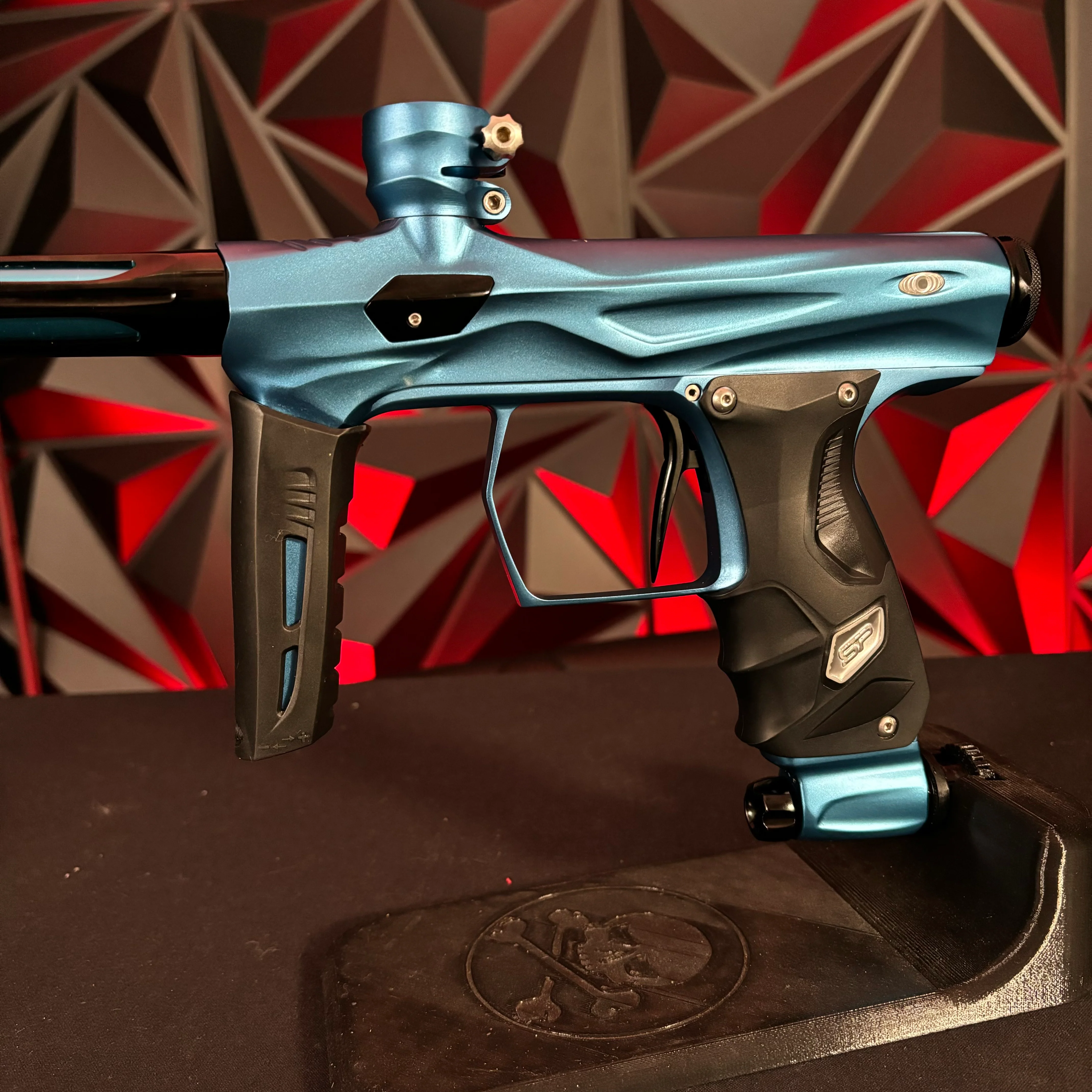 Used Shocker Amp Paintball Gun - Dust Blue - Image 4