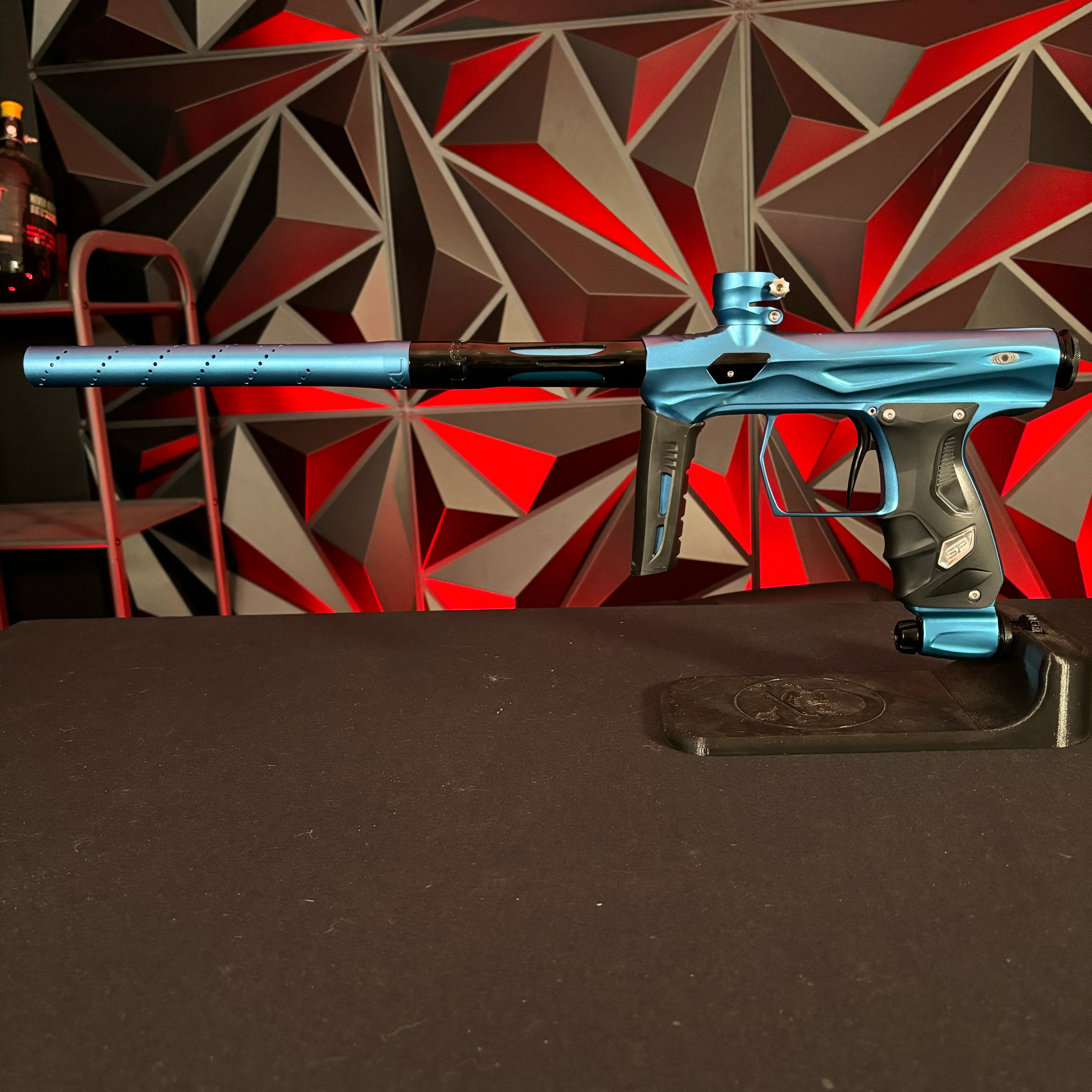 Used Shocker Amp Paintball Gun - Dust Blue - Image 6