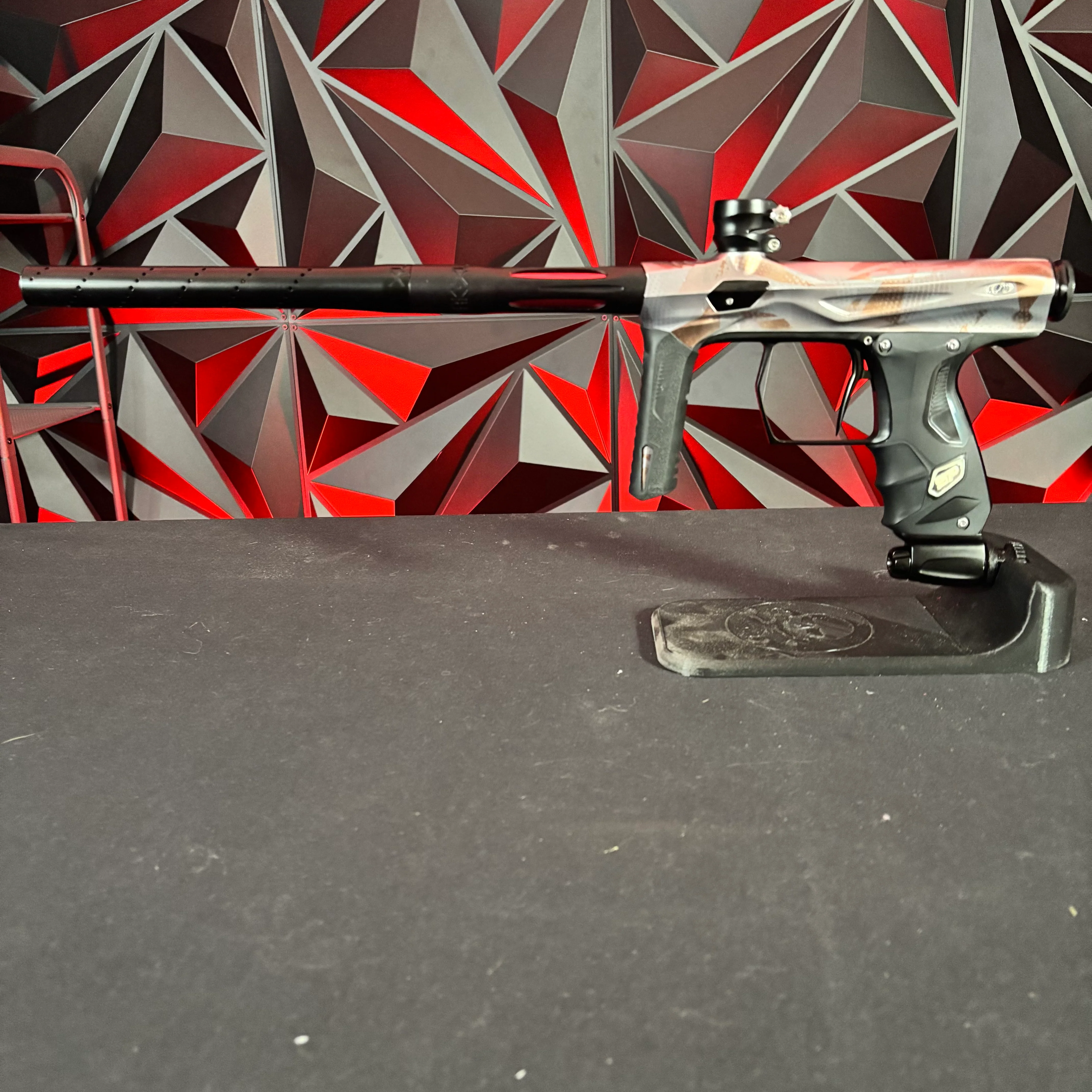 Used Shocker Amp Paintball Gun - JT Camo w/Black Parts - Image 7