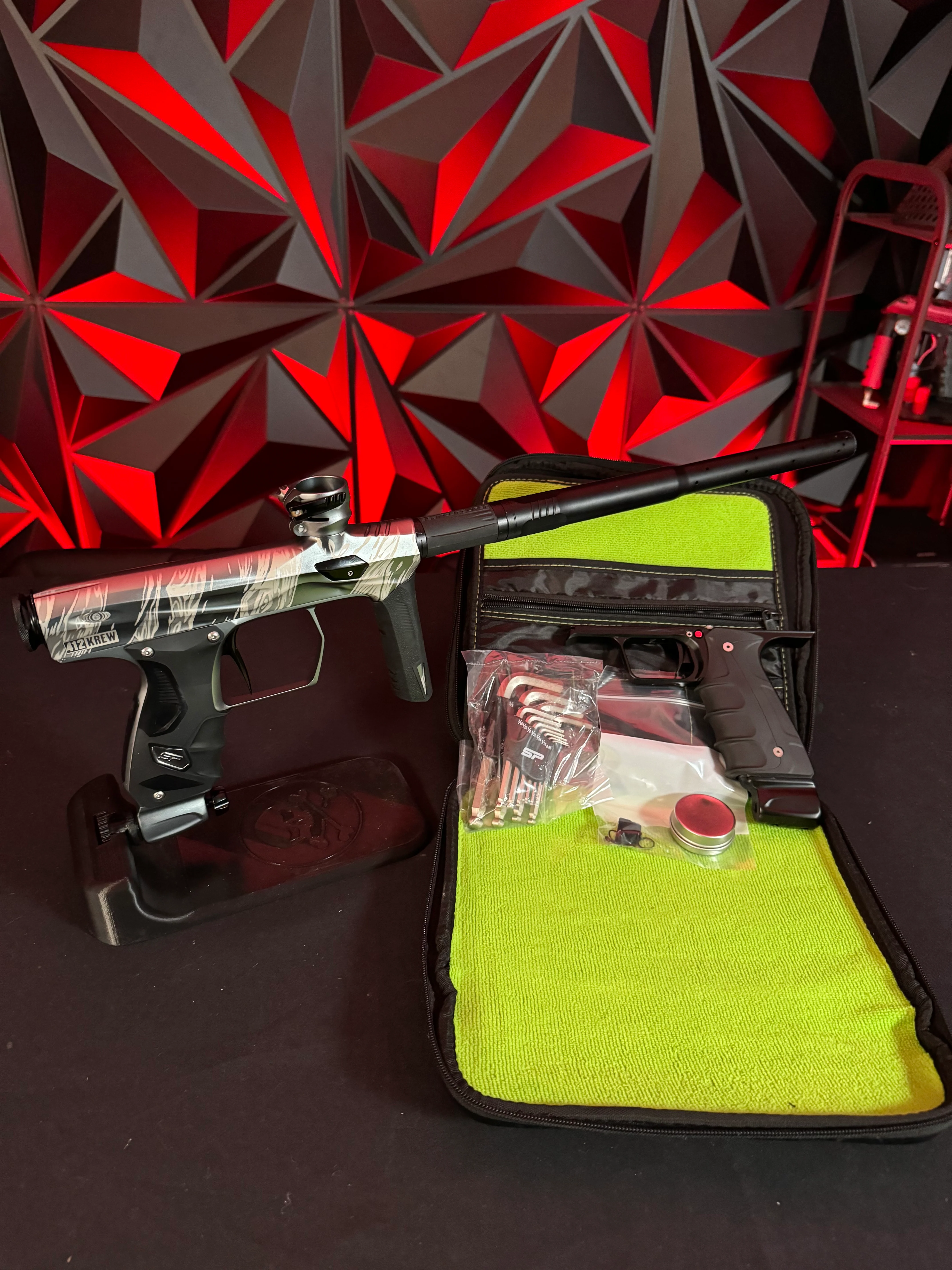 Used Shocker AMP Paintball Gun -LE 412 Krew Tiger Stripe w/ Mech Frame - Image 7
