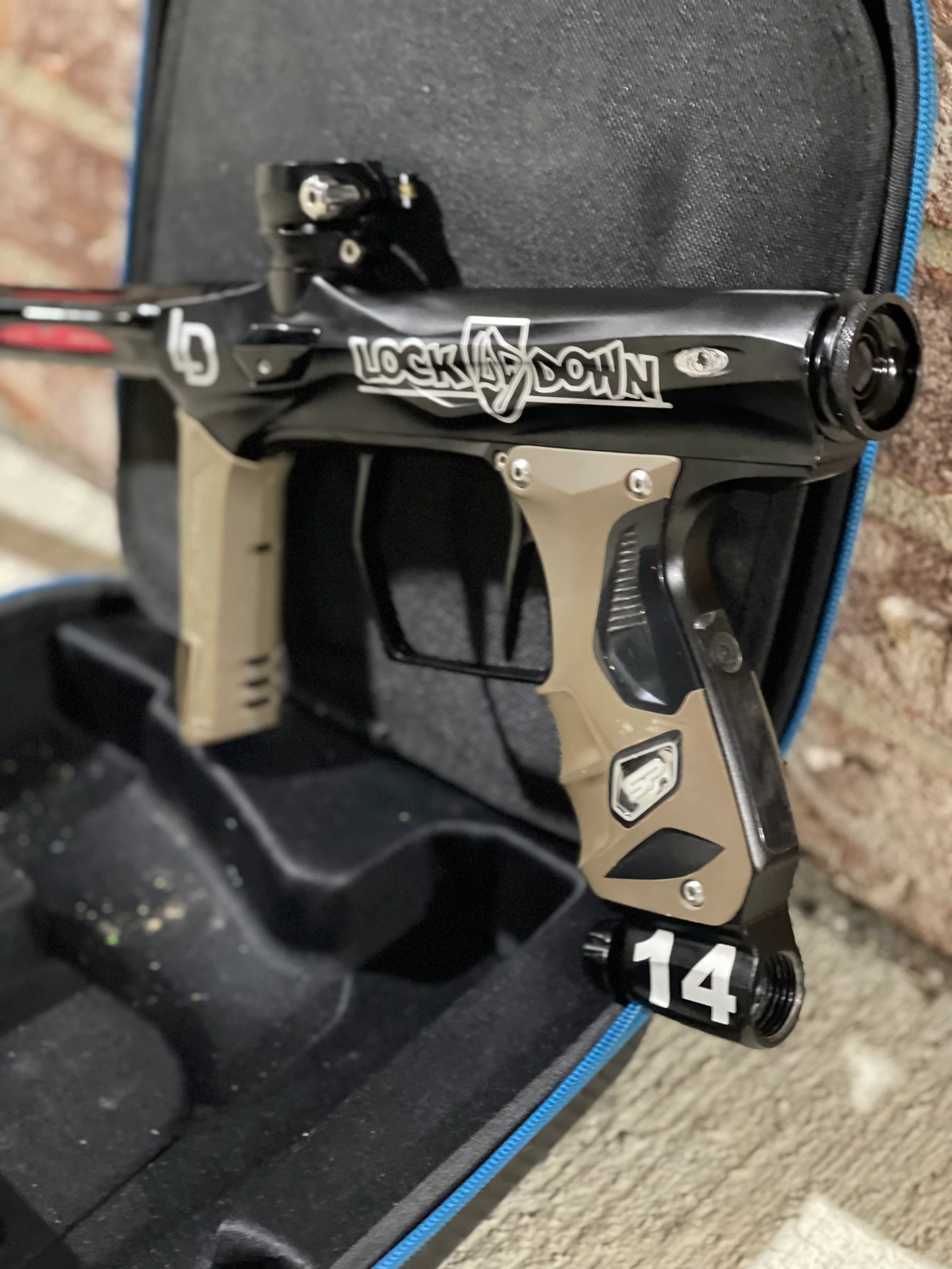 Used Shocker Amp Paintball Gun - LE Black Lockdown Team Edition #14 w/ Tan Grips - Image 2