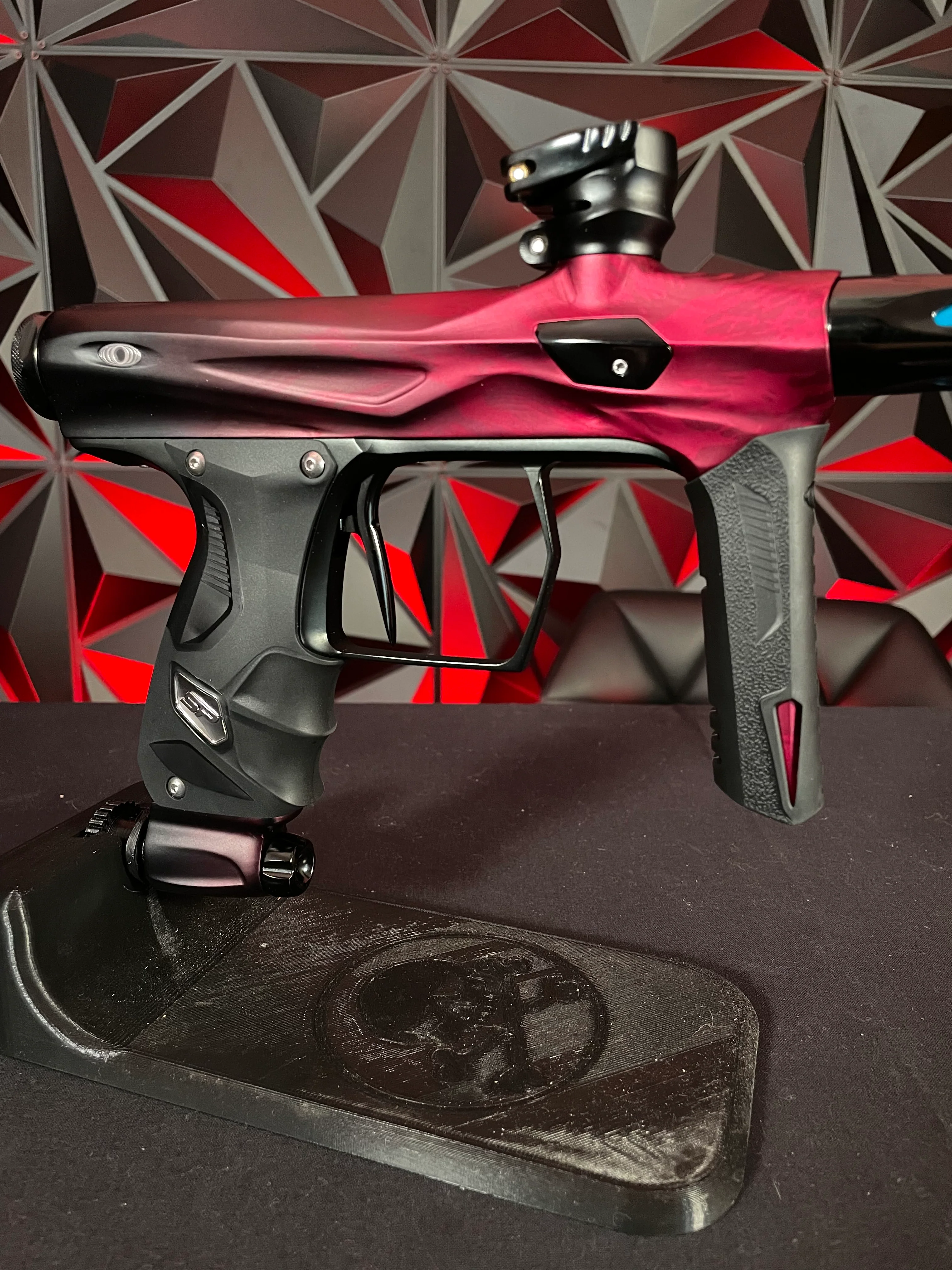 Used Shocker Amp Paintball Gun - LE Brooklyn Bears - Image 3