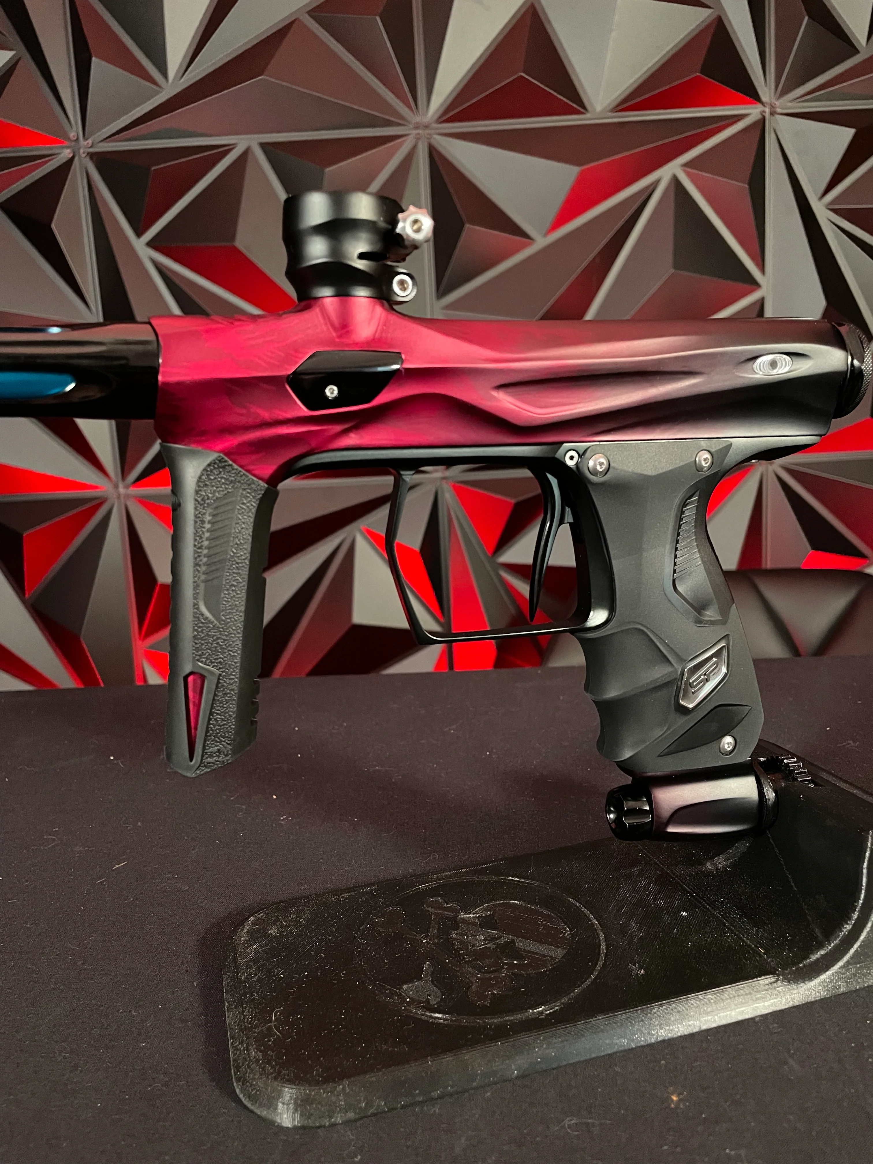 Used Shocker Amp Paintball Gun - LE Brooklyn Bears - Image 4