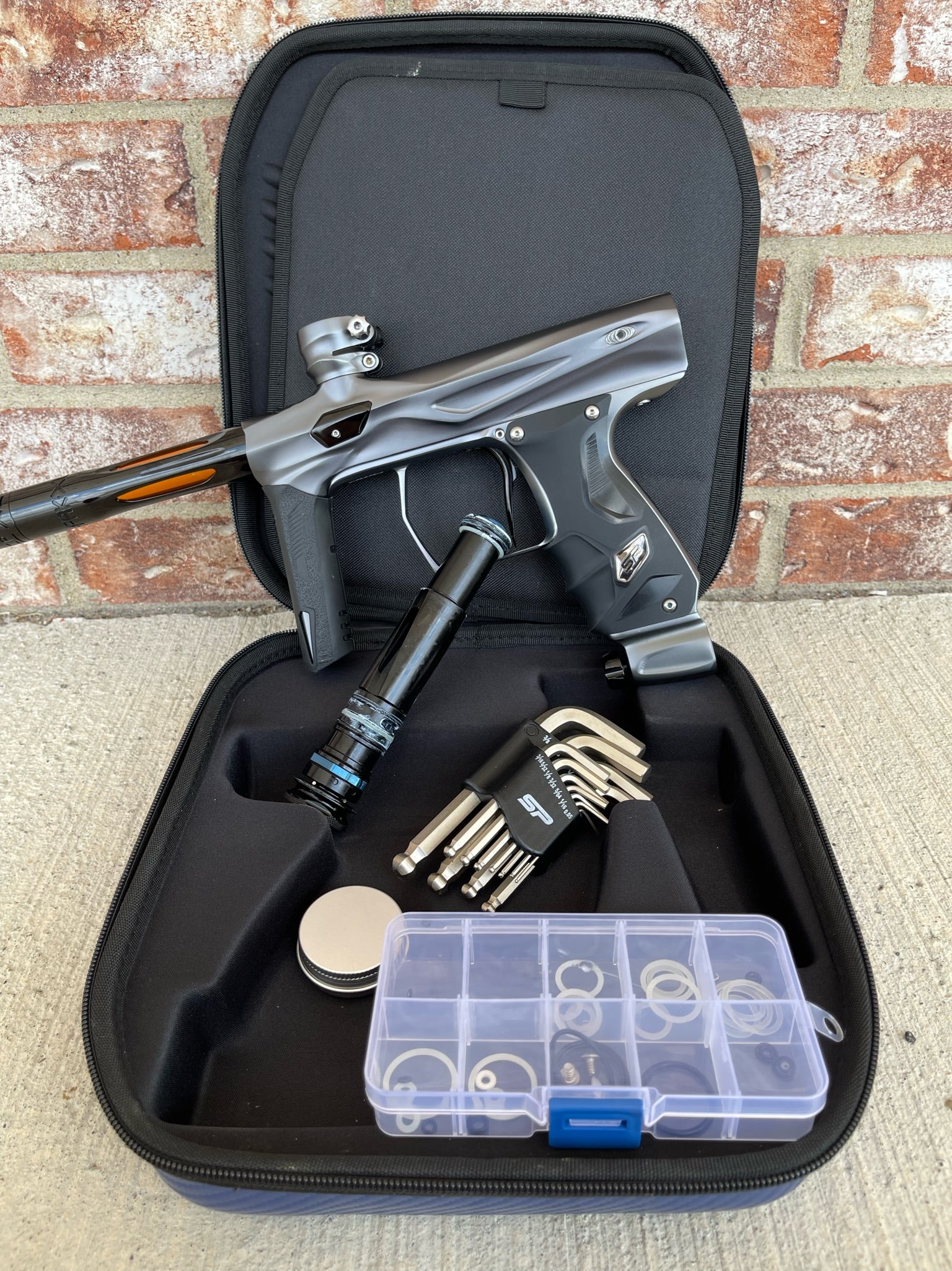 Used Shocker Amp Paintball Gun - Pewter w/ Gloss Black ACP Tip - Image 7