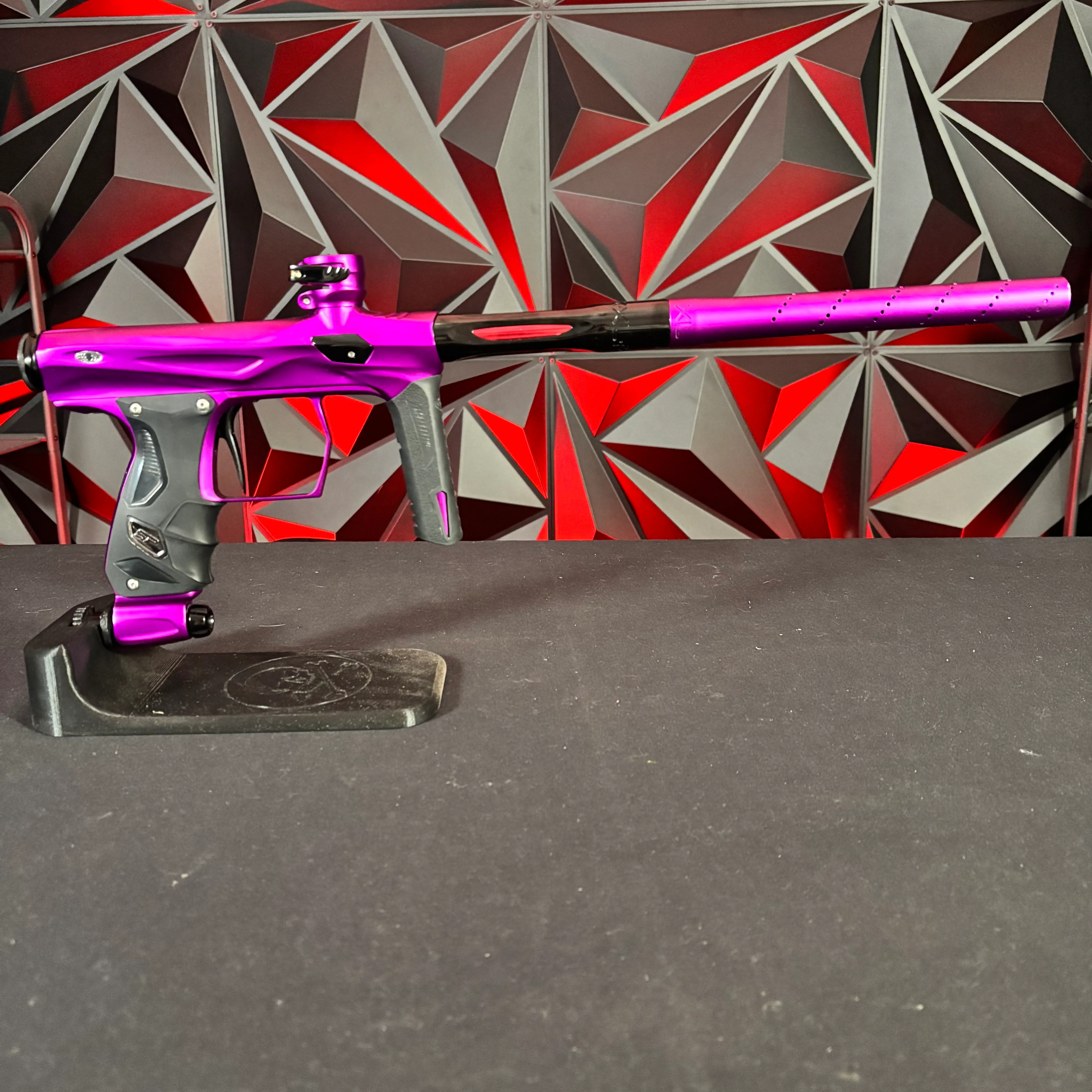 Used Shocker Amp Paintball Gun - Purple/Black - Image 6