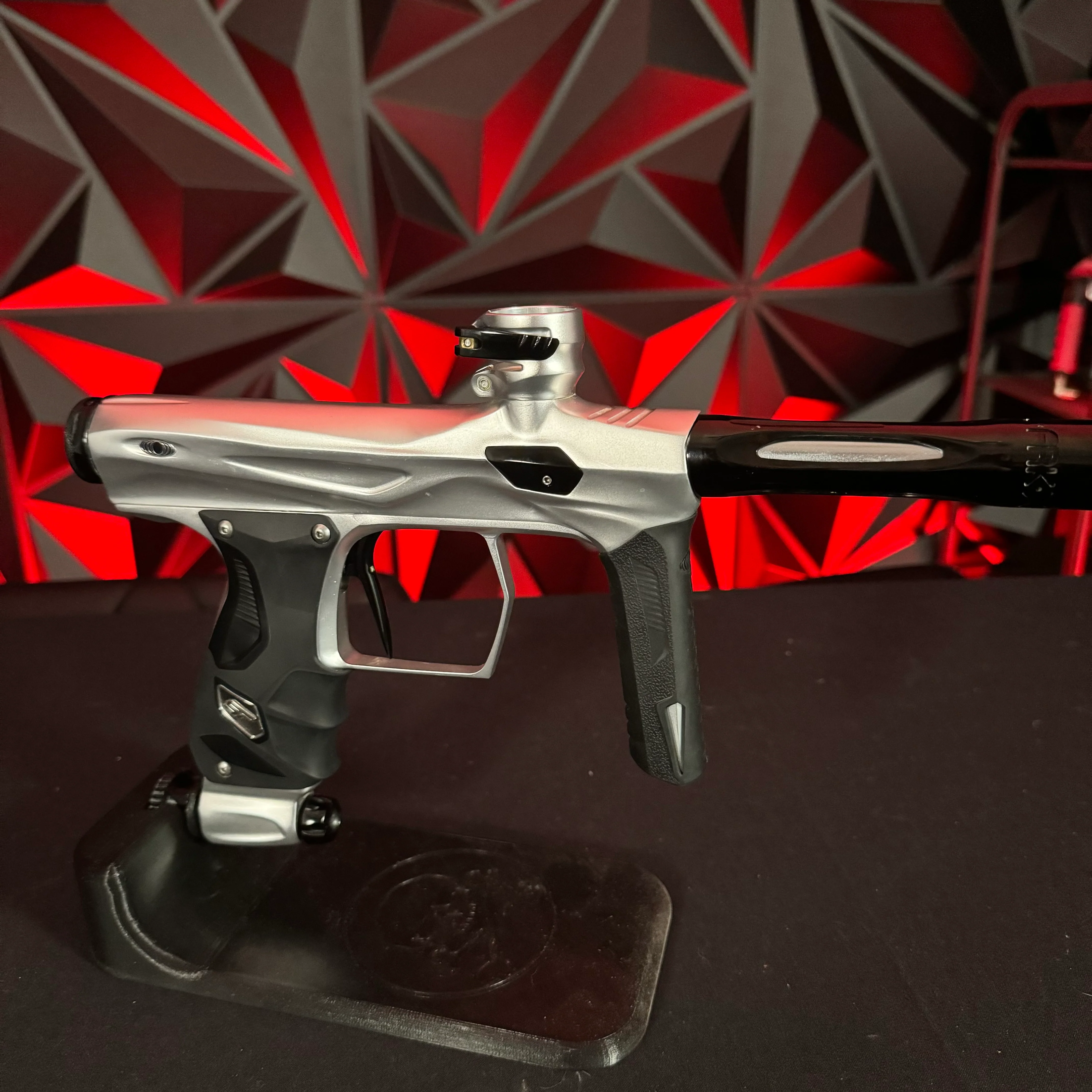 Used Shocker Amp Paintball Gun - Silver - Image 3
