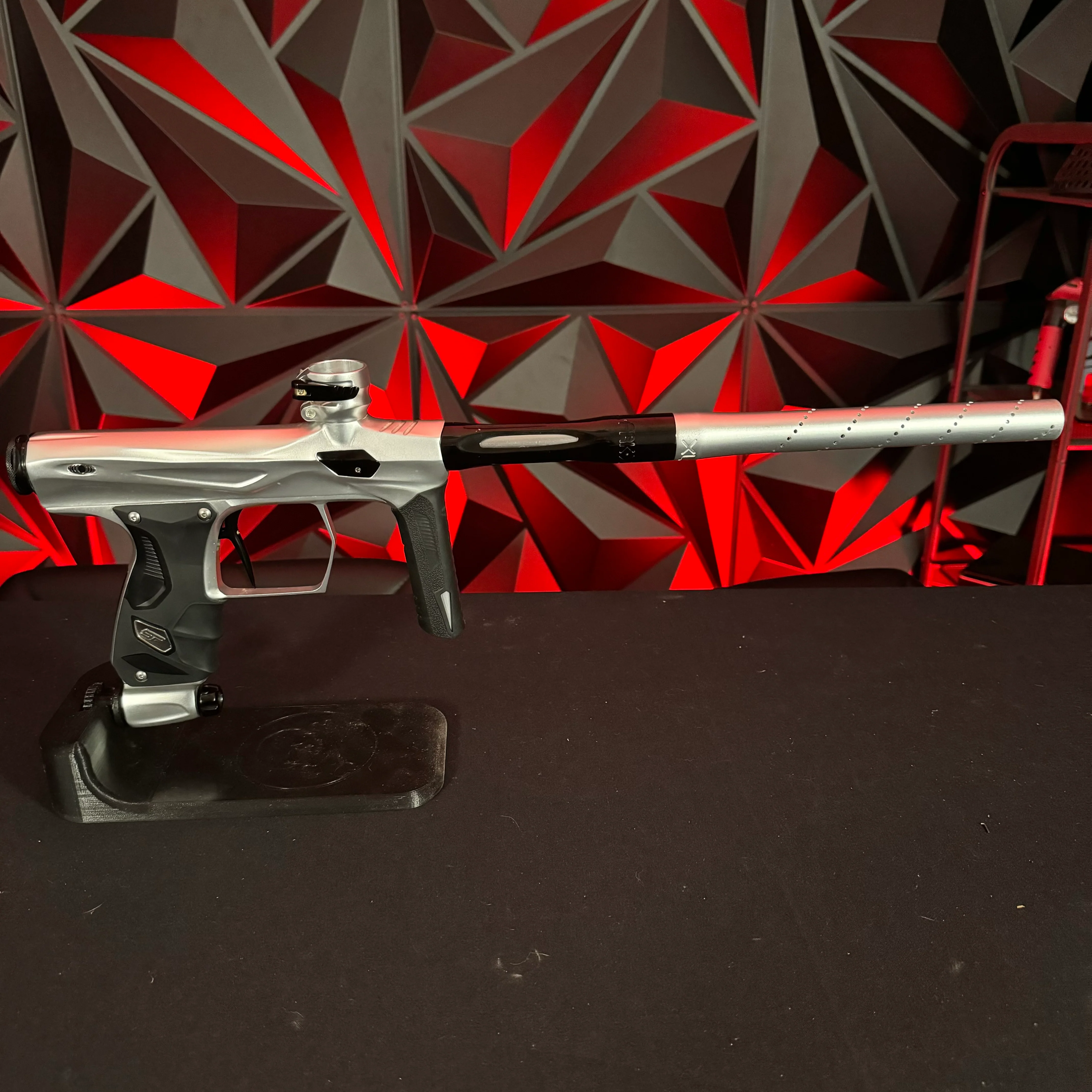 Used Shocker Amp Paintball Gun - Silver - Image 5