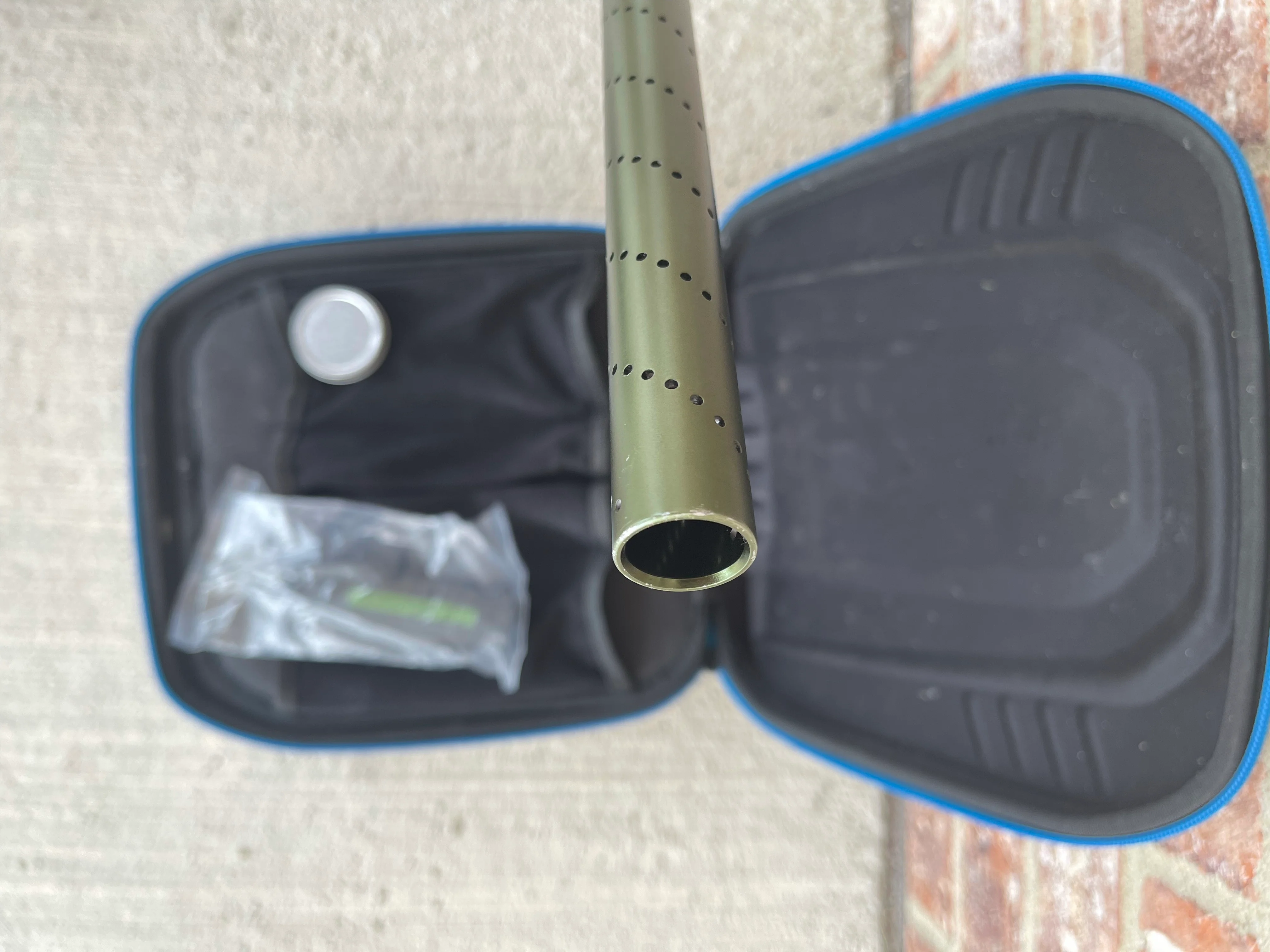 Used Shocker CVO Paintball Gun - Dust Olive/Polished Gold - Image 7