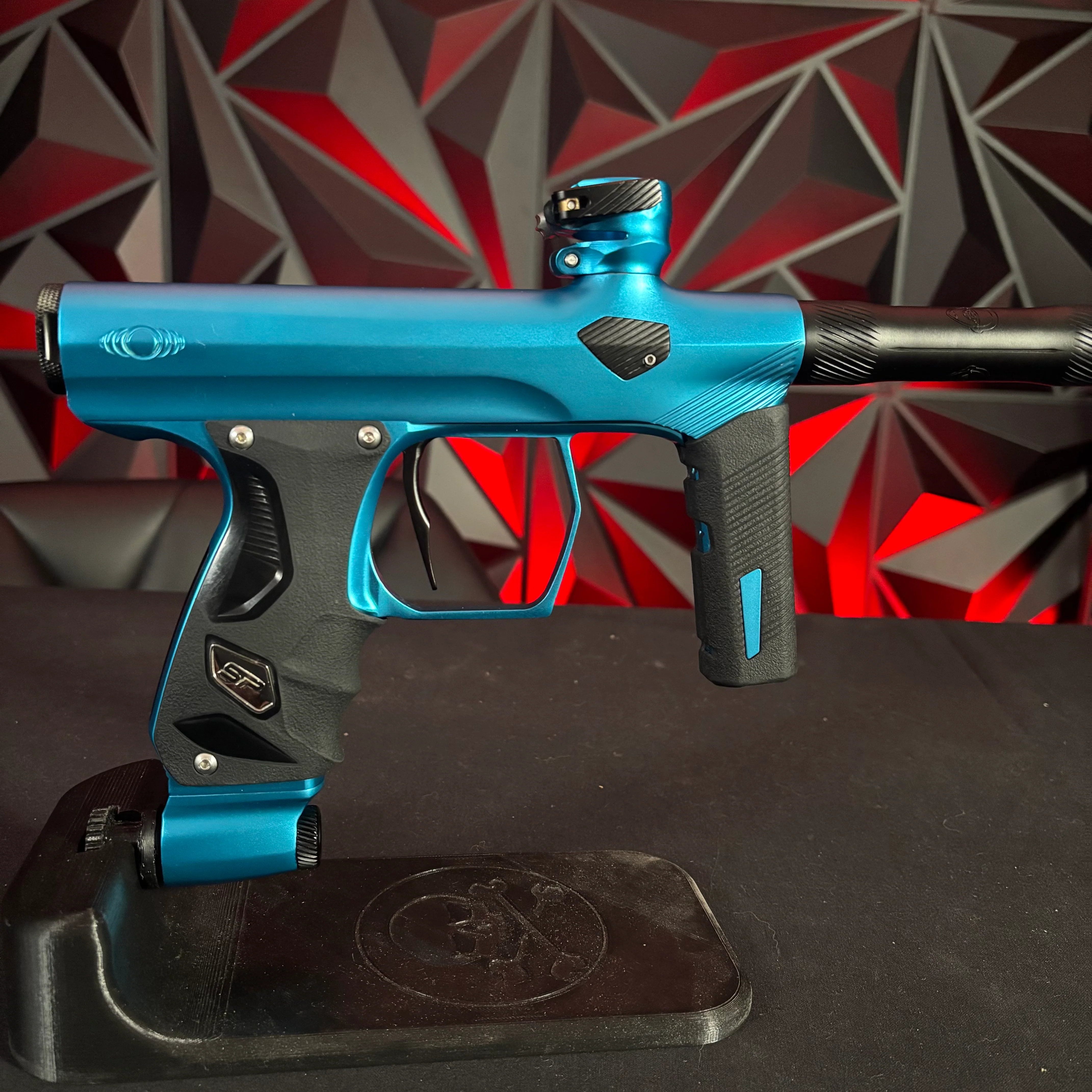 Used Shocker ERA Paintball Gun - Blue/Black - Image 2