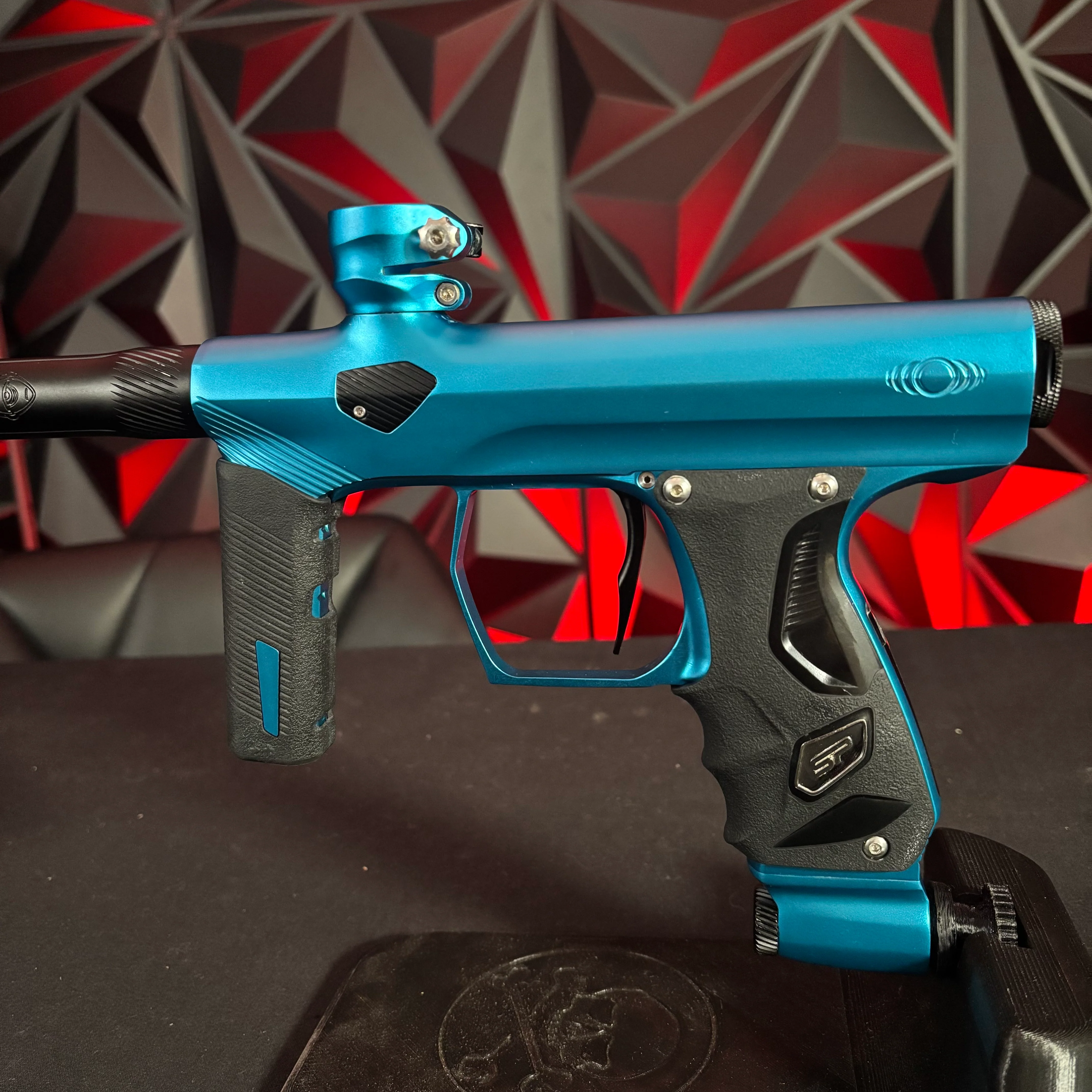 Used Shocker ERA Paintball Gun - Blue/Black - Image 4