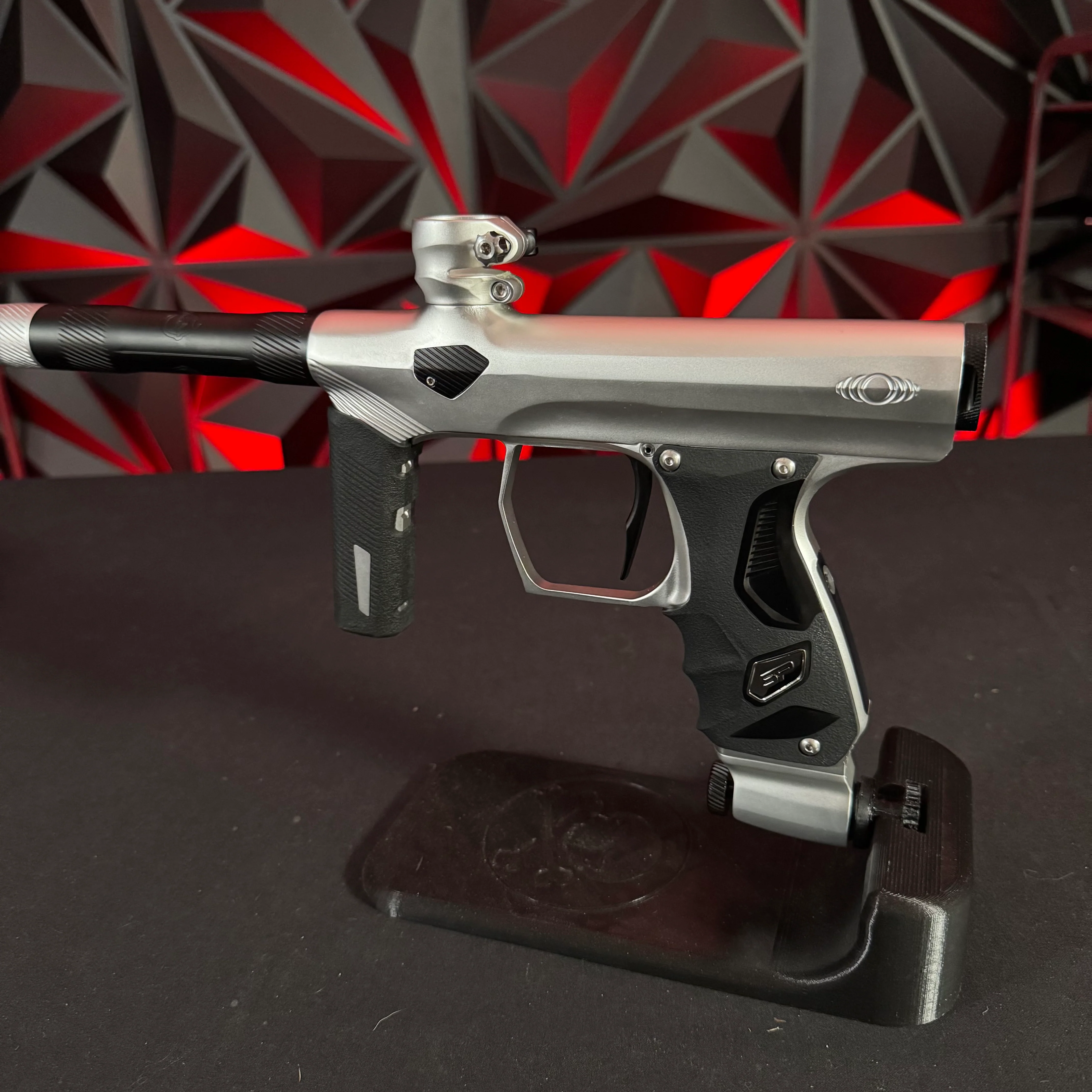 Used Shocker Era Paintball Gun - Dust Clear/Silver/White - Image 3