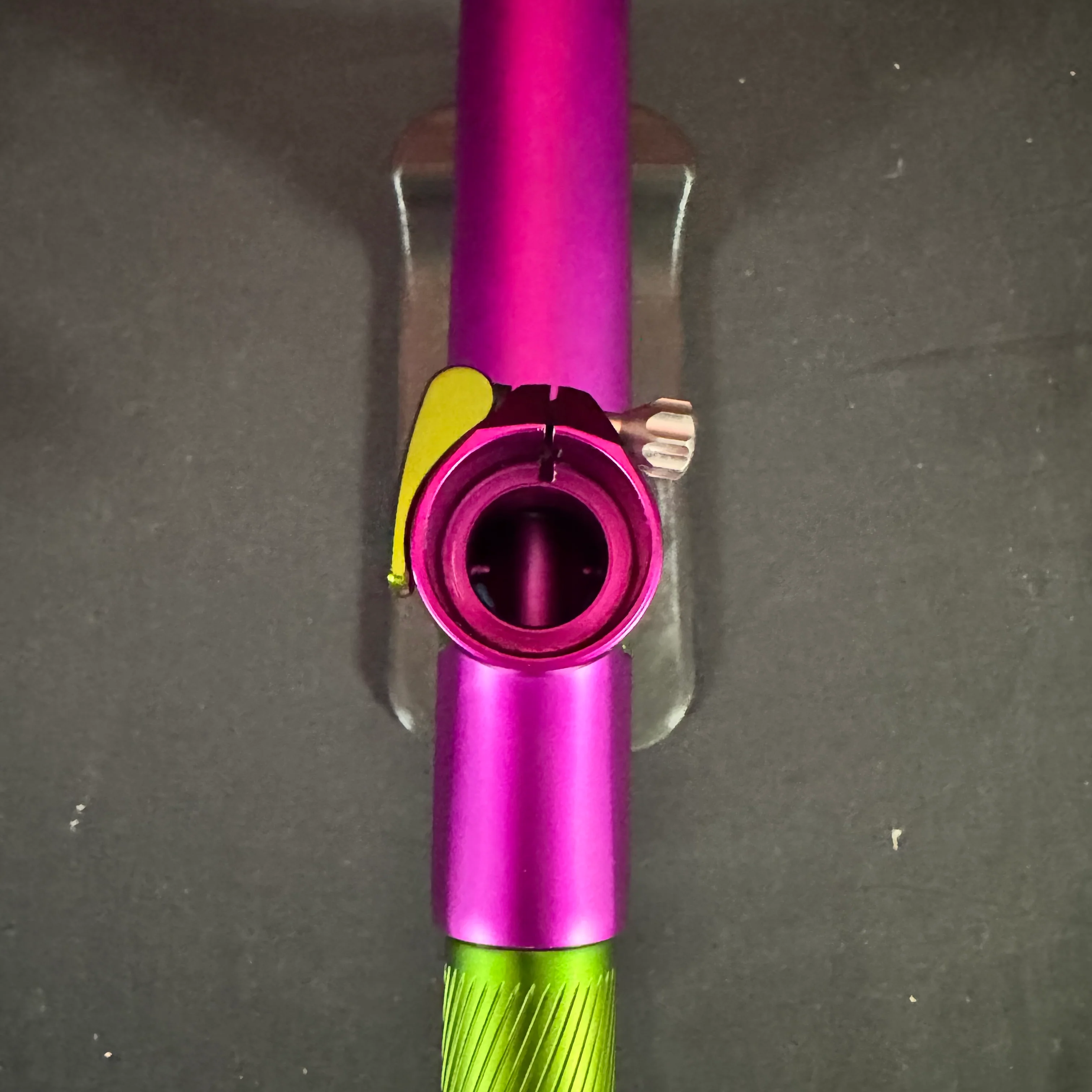 Used Shocker ERA Paintball Gun - Dust Purple/Dust Green - Image 9