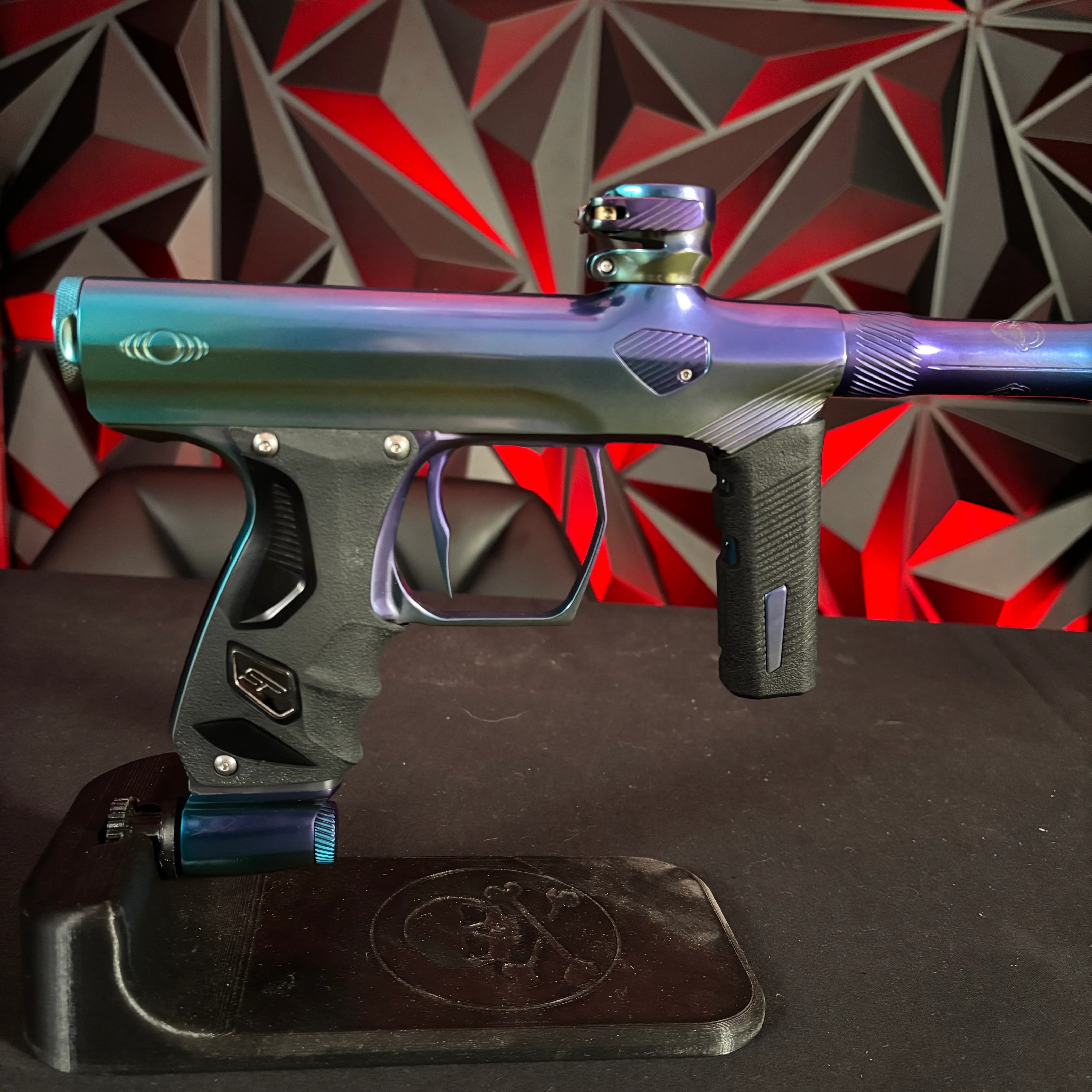 Used Shocker ERA Paintball Gun - LE Polished Prism - Image 2
