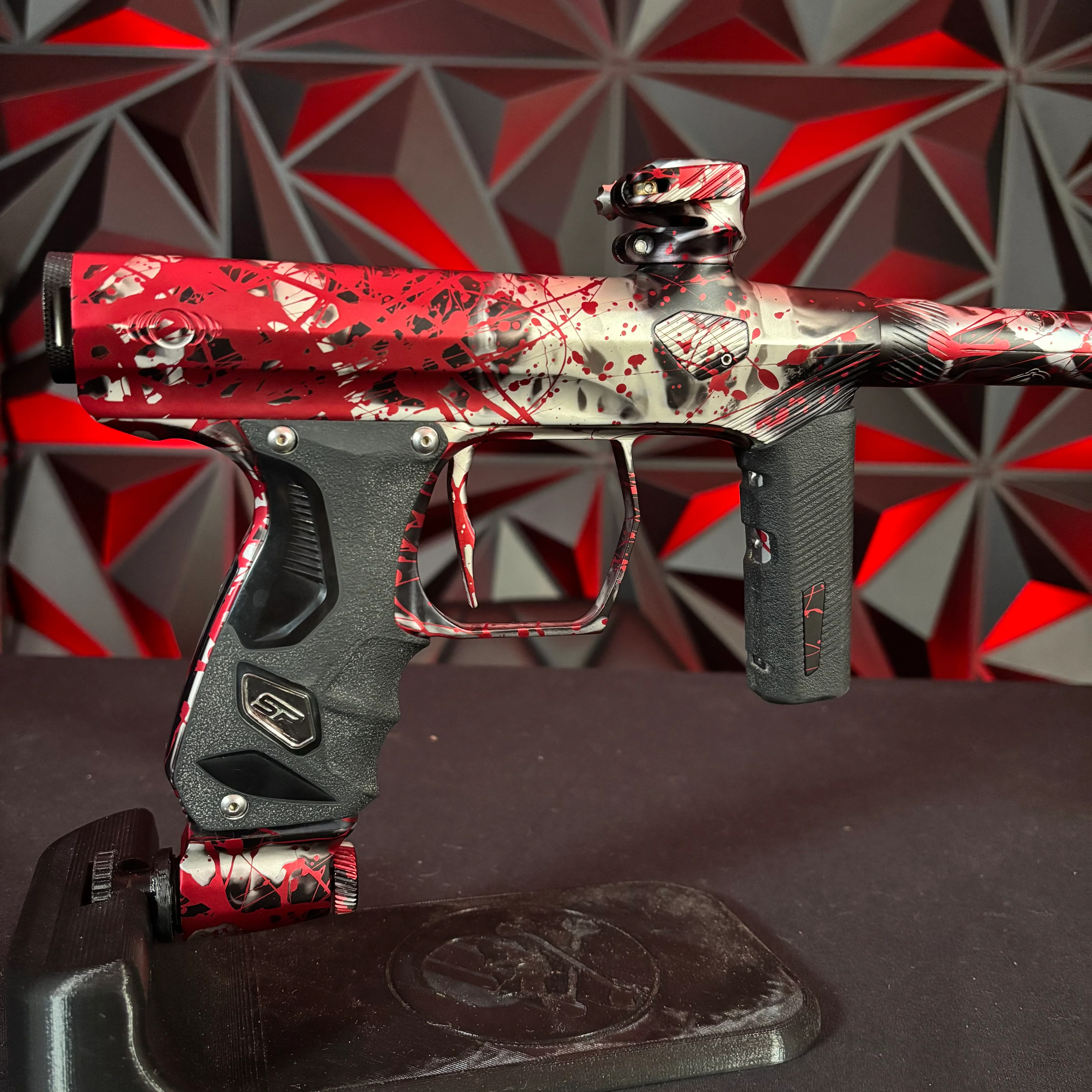 Used Shocker ERA Paintball Gun - Red/Black Splash - Image 2