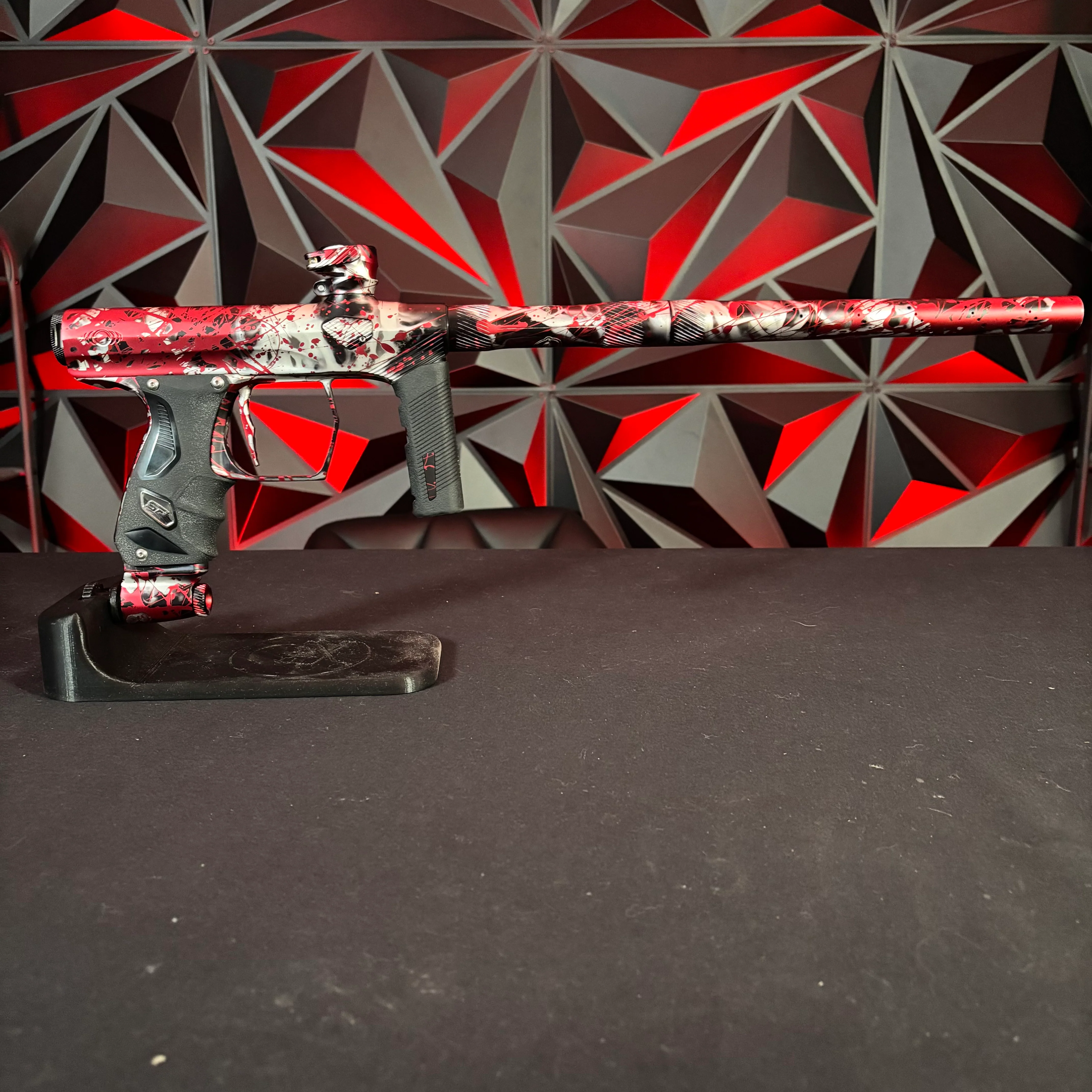 Used Shocker ERA Paintball Gun - Red/Black Splash - Image 6
