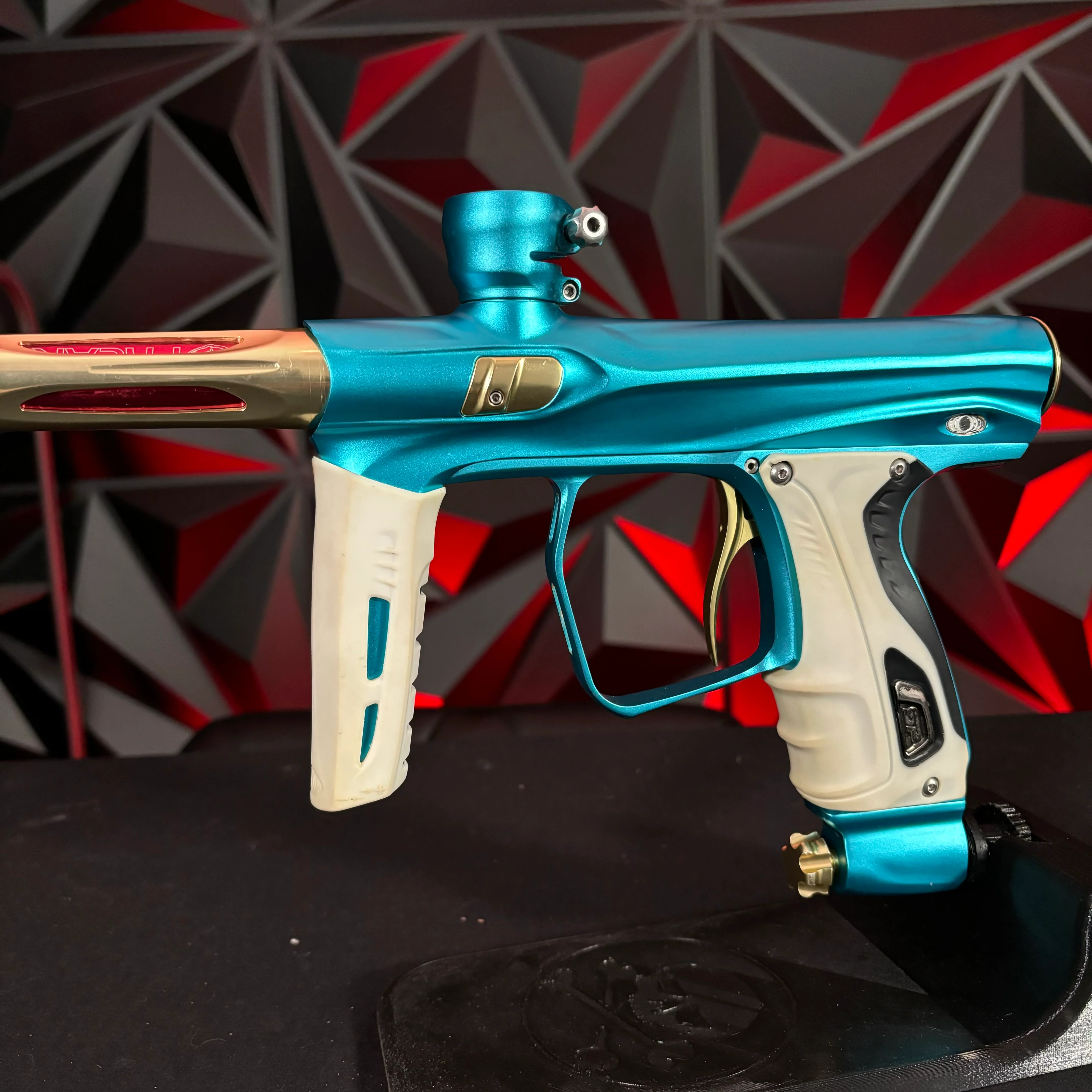 Used Shocker XLS Paintball Gun - Teal/Gold - Image 5