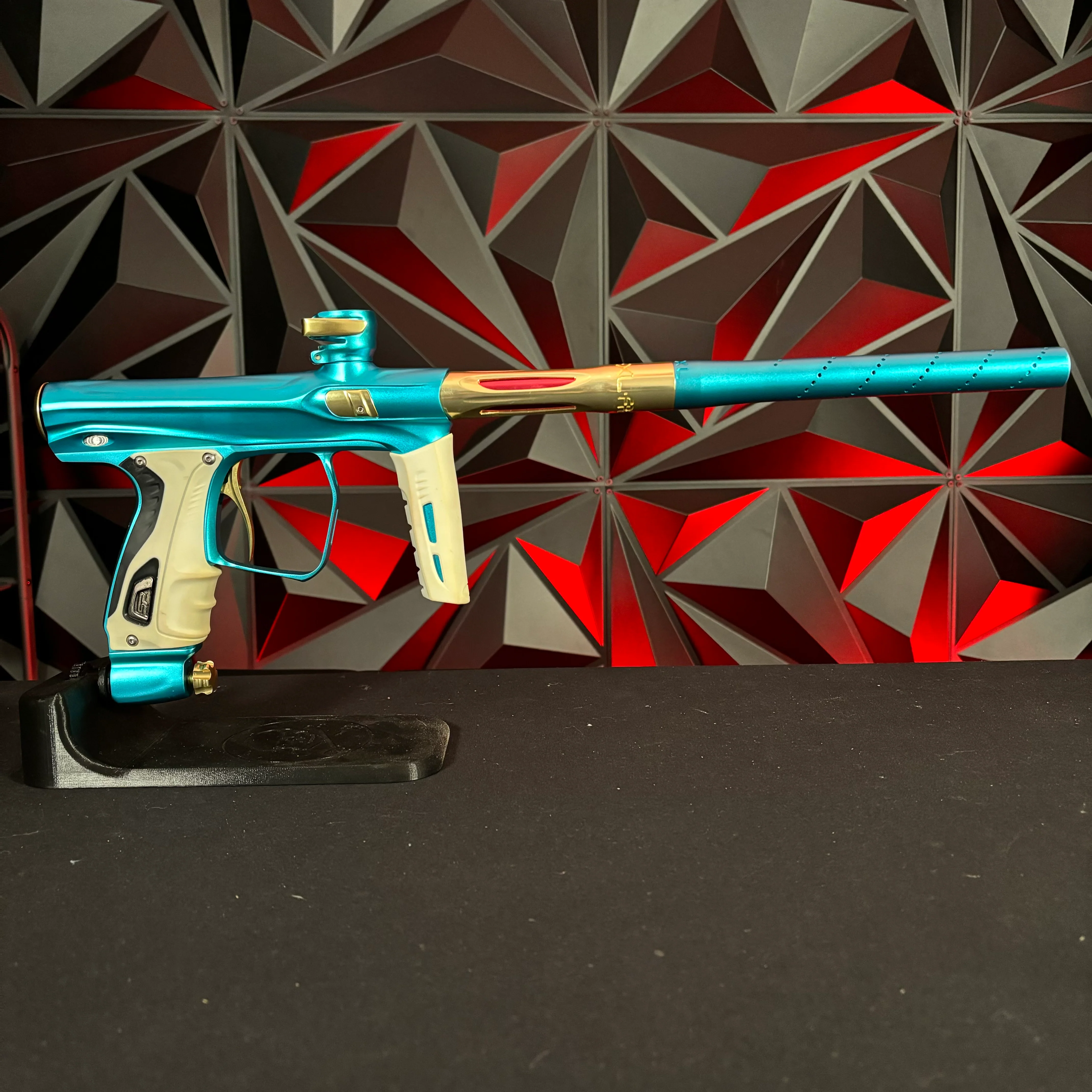 Used Shocker XLS Paintball Gun - Teal/Gold - Image 6