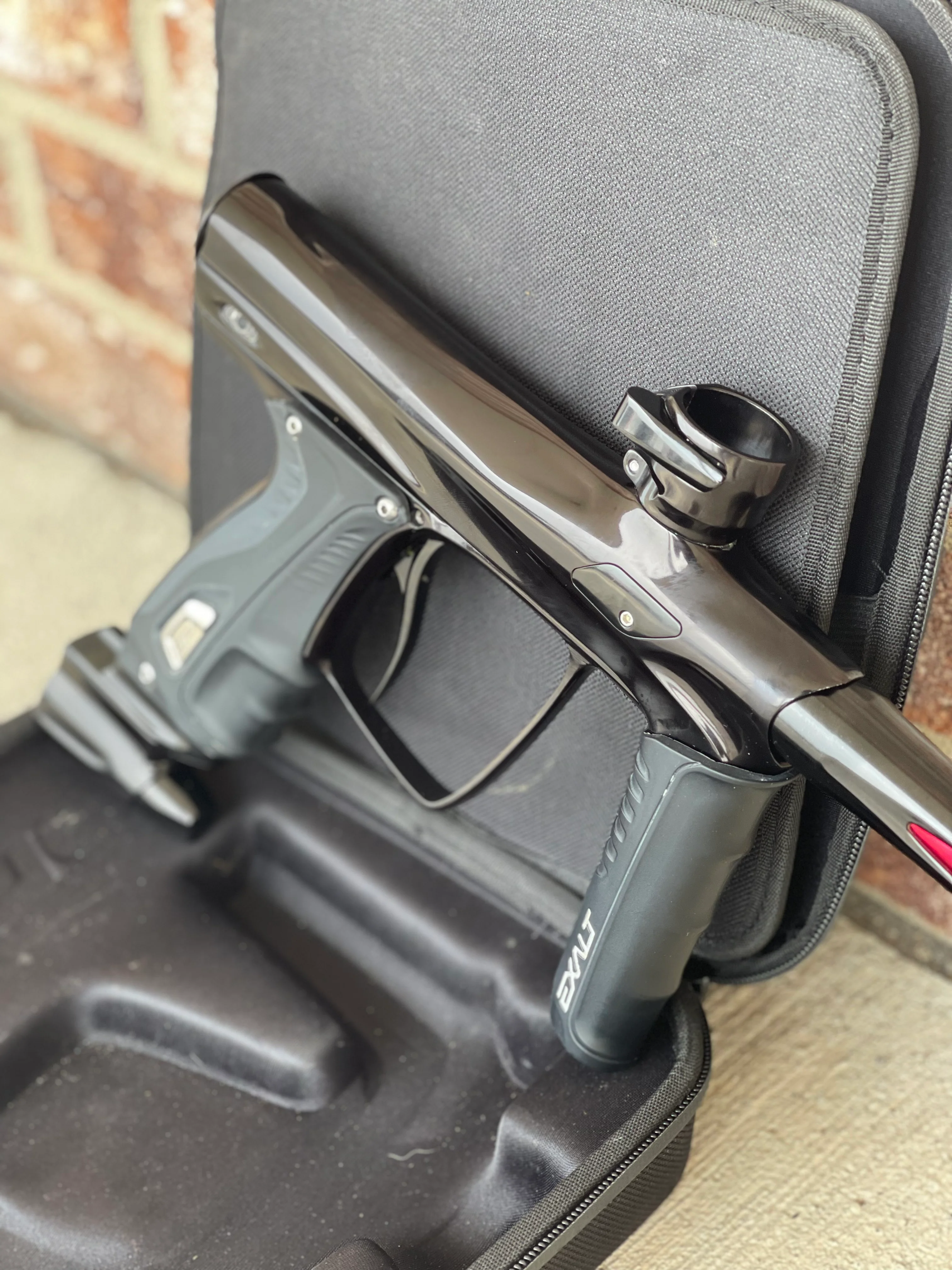 Used Shocker RSX Paintball Gun - Gloss Black w/ Dropback Rail - Image 2