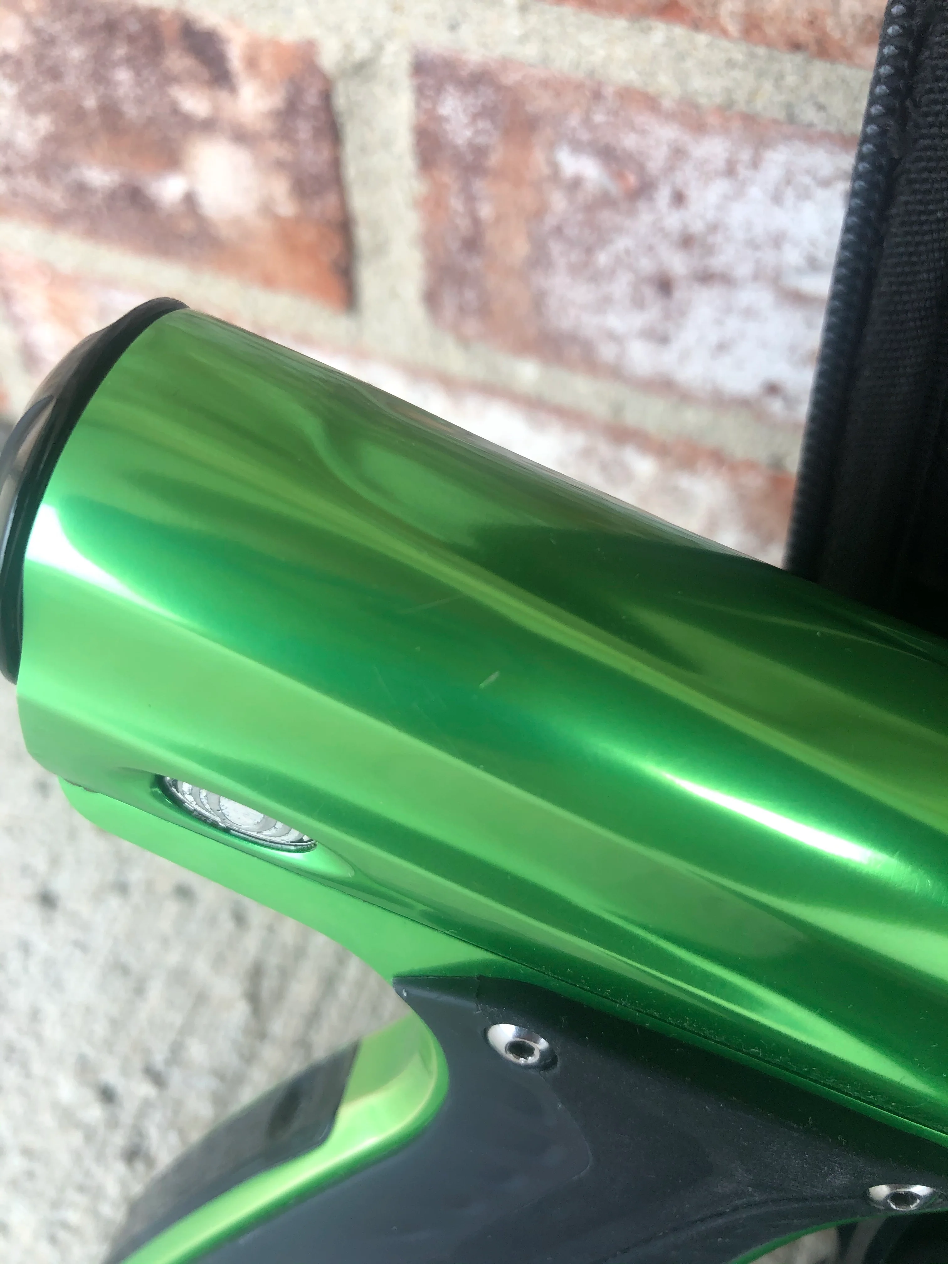Used Shocker RSX Paintball Gun - Gloss Lime - Image 5