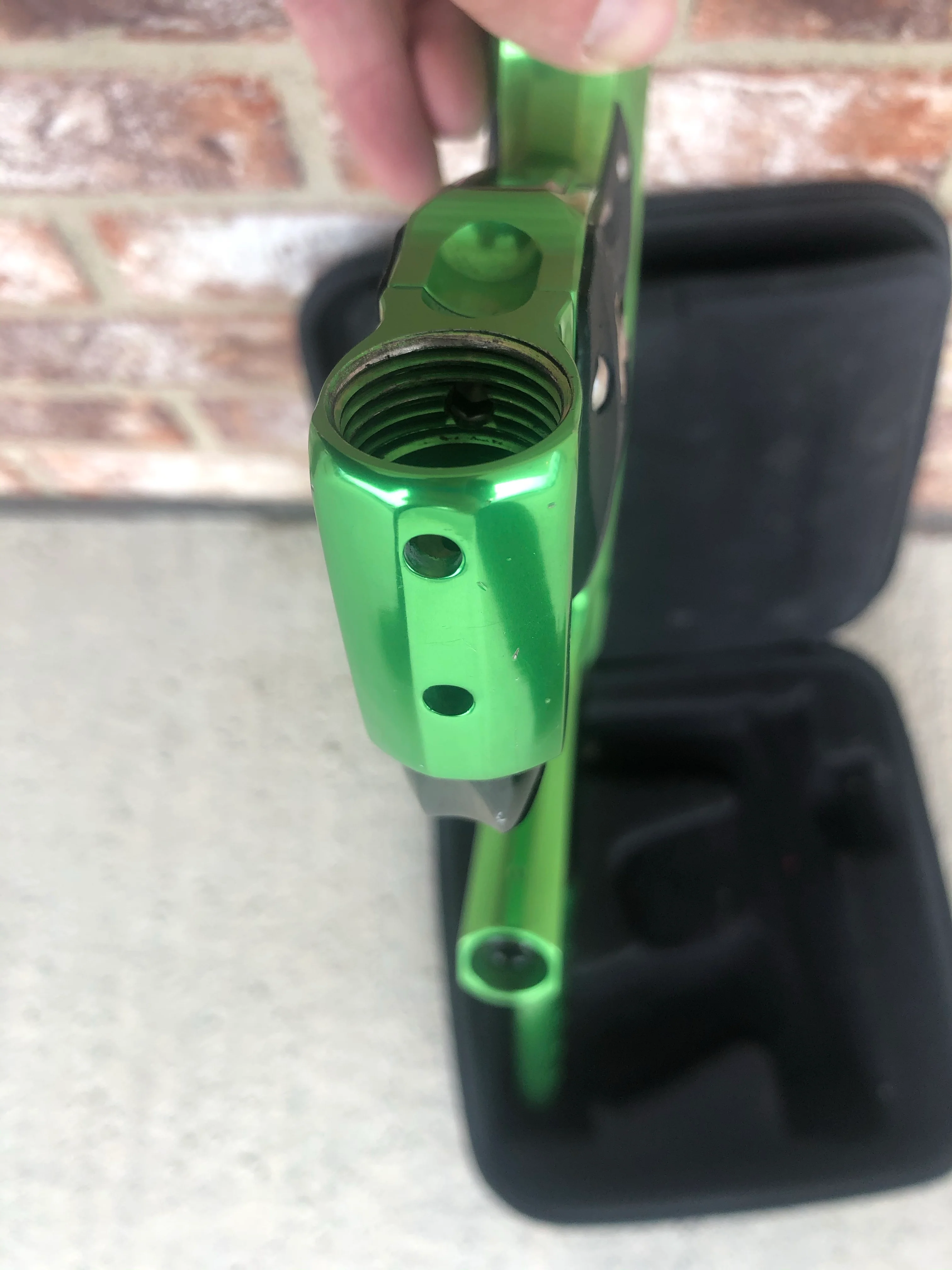 Used Shocker RSX Paintball Gun - Gloss Lime - Image 8