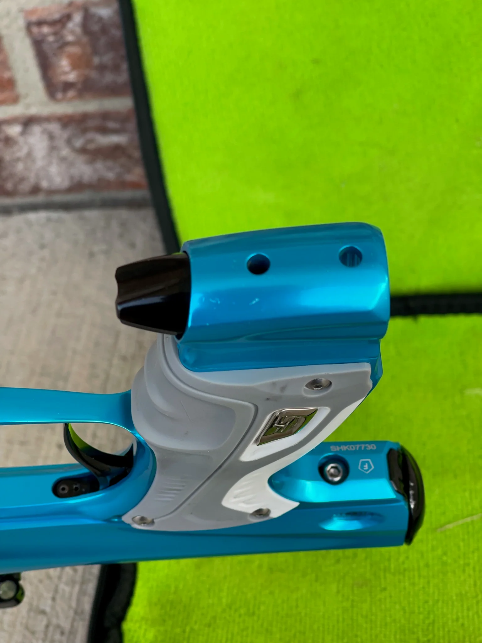 Used Shocker RSX Paintball Gun - Gloss Teal - Image 10