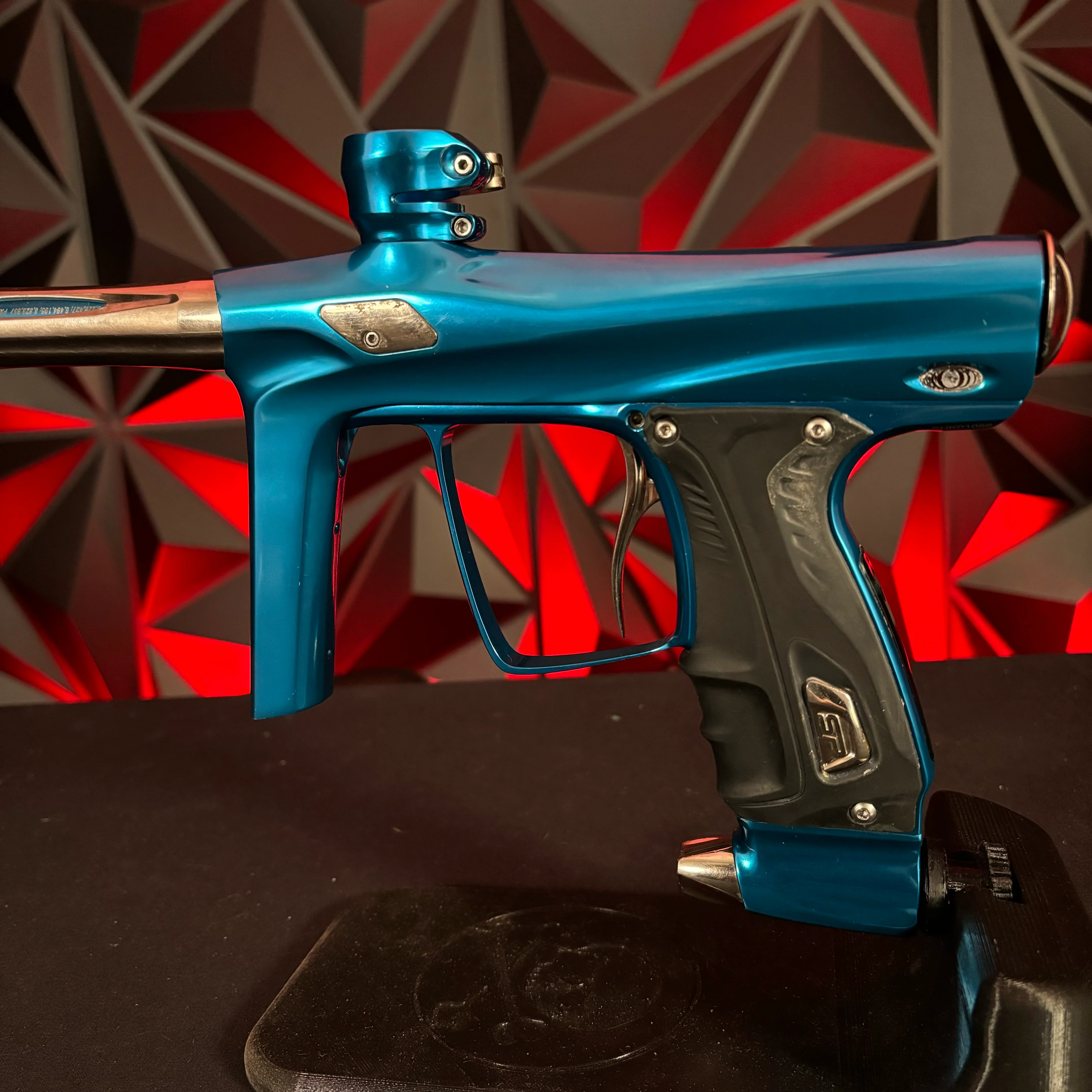 Used Shocker RSX Paintball Gun - Polished Blue/Polished Gold w/Mech Frame and 4 Inserts - Image 3