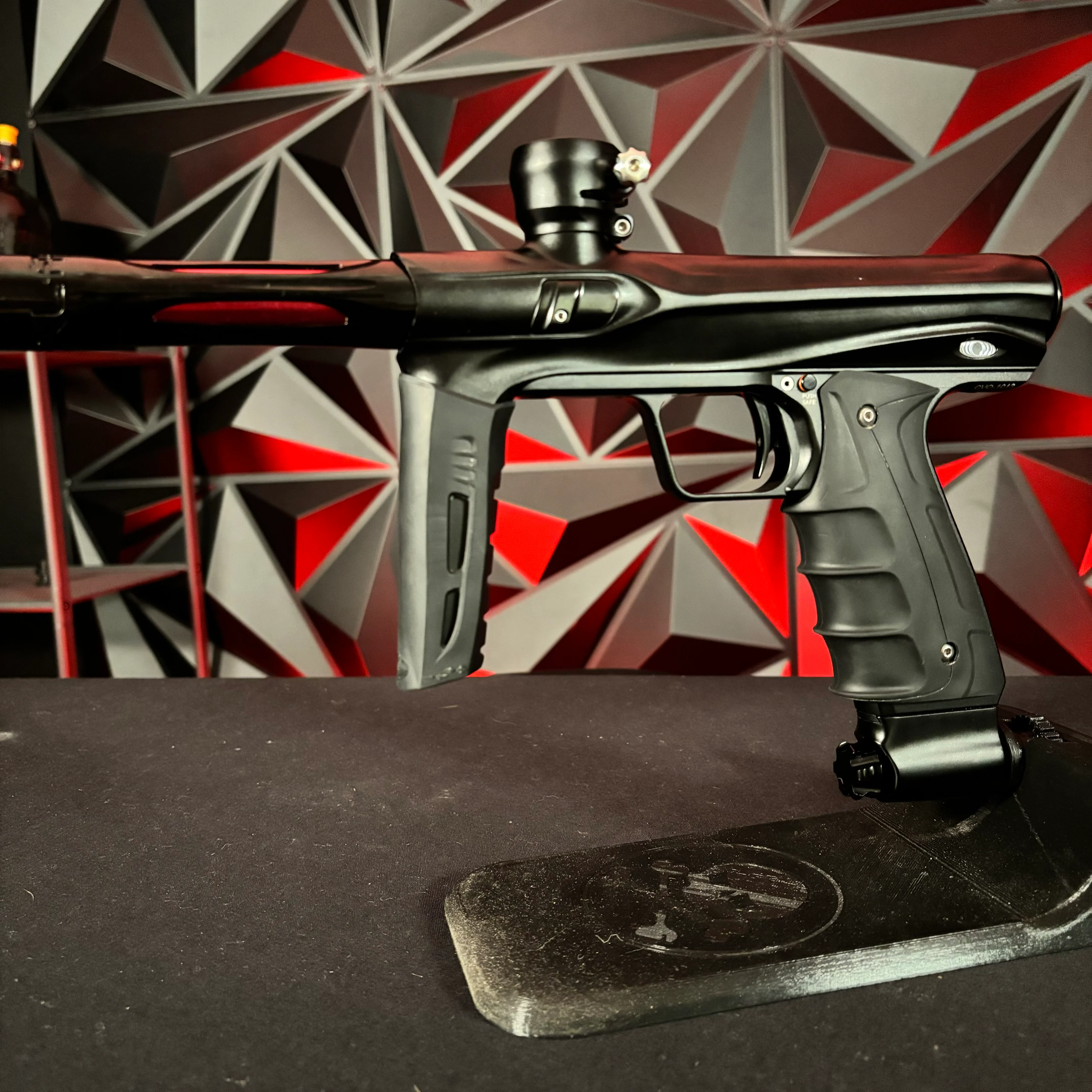 Used Shocker XLS CVO Paintball Gun - Dust Black - Image 5