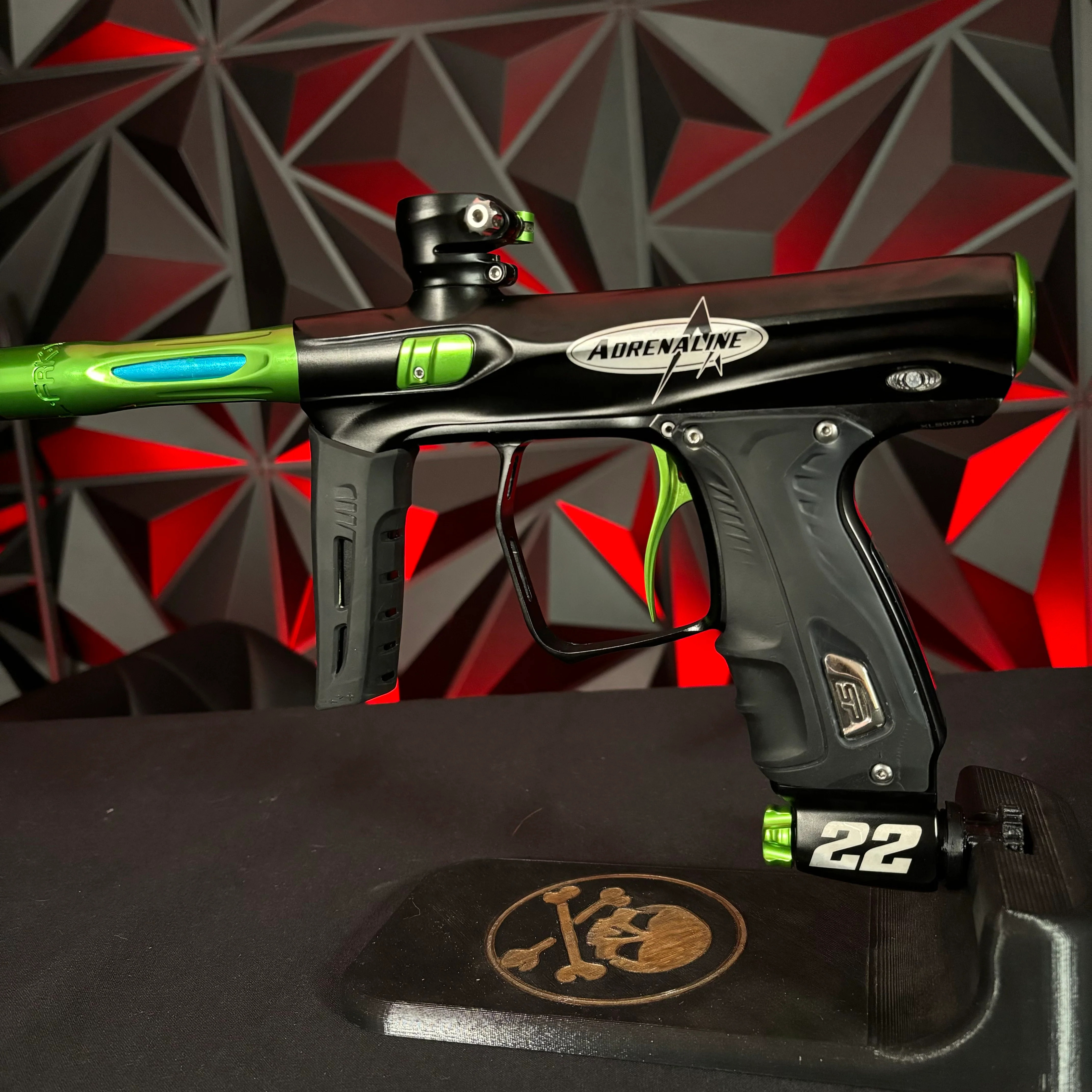 Used Shocker XLS Paintball Gun - "Adrenalin" Black/Green - Image 3