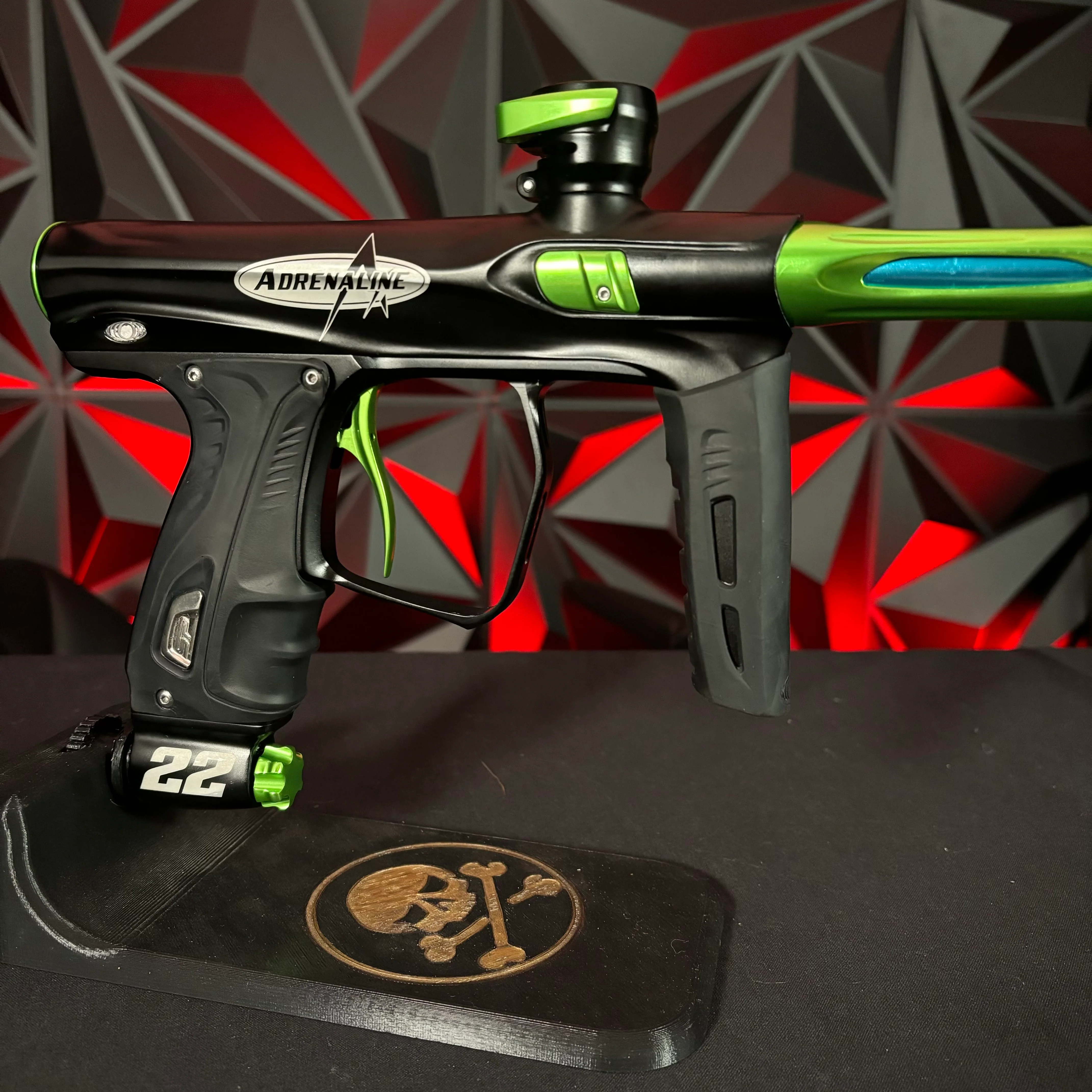 Used Shocker XLS Paintball Gun - "Adrenalin" Black/Green - Image 4
